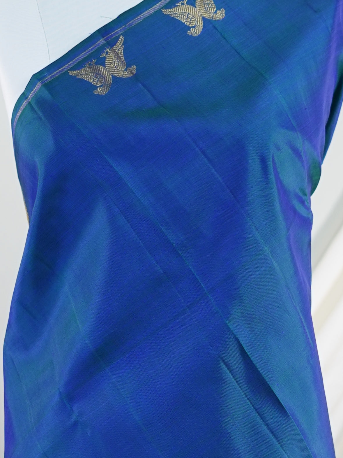 Kanchipuram Silk Peacock Blue 100% Pure Silk - Manoranjitham Weaves - Handloom Store