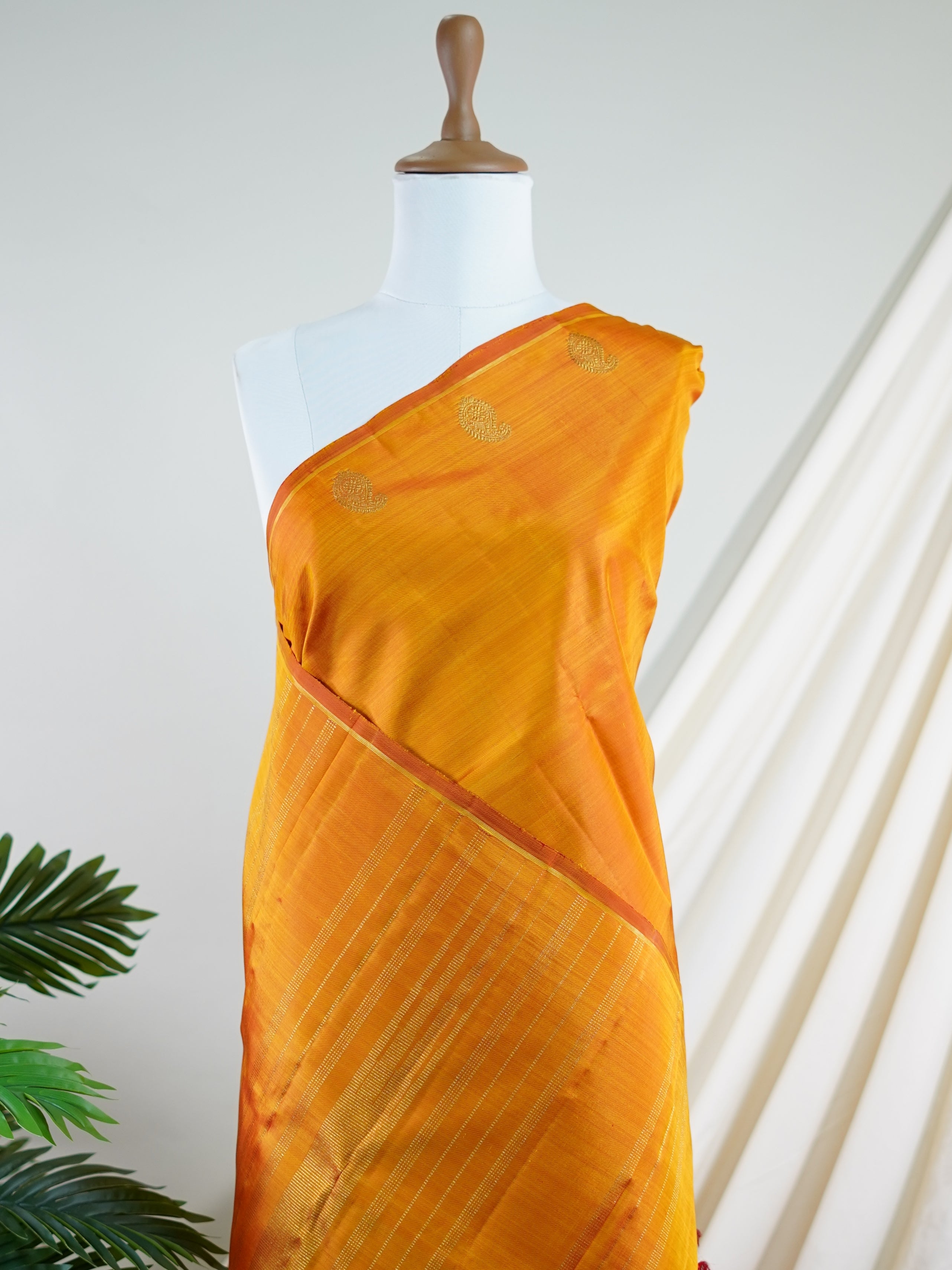 Kanchipuram Silk Orange 100% Pure Silk - Manoranjitham Weaves - Handloom Store