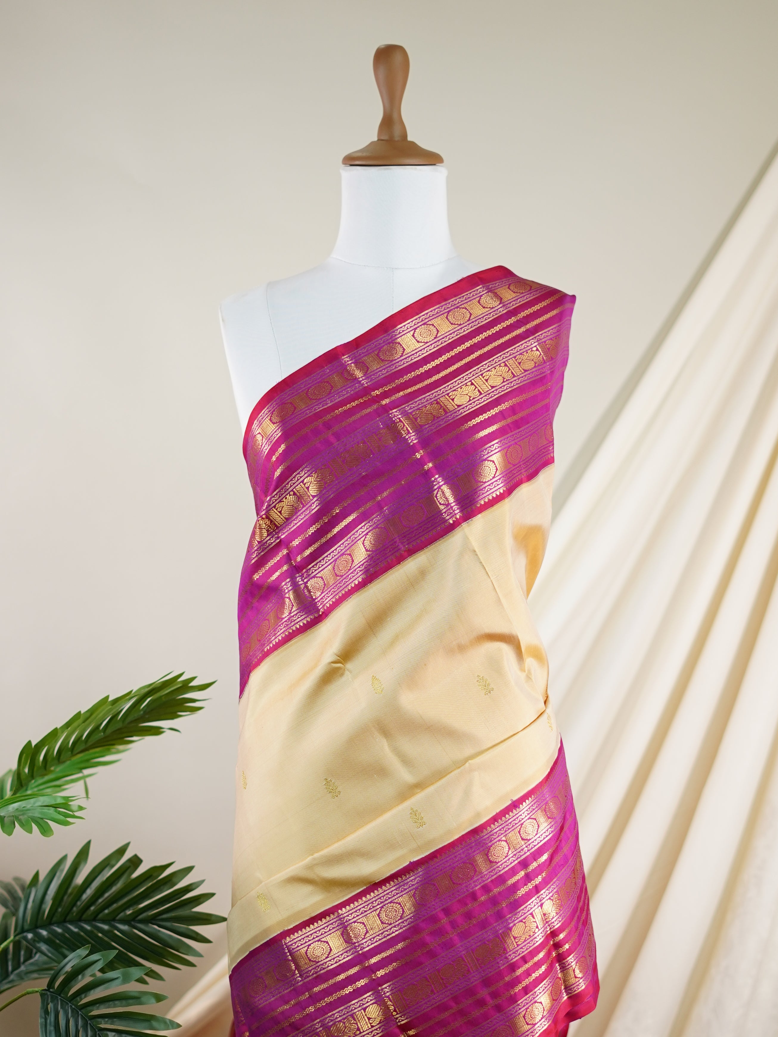 Kanchipuram Silk Beige 100% Pure Silk - Manoranjitham Weaves - Handloom Store