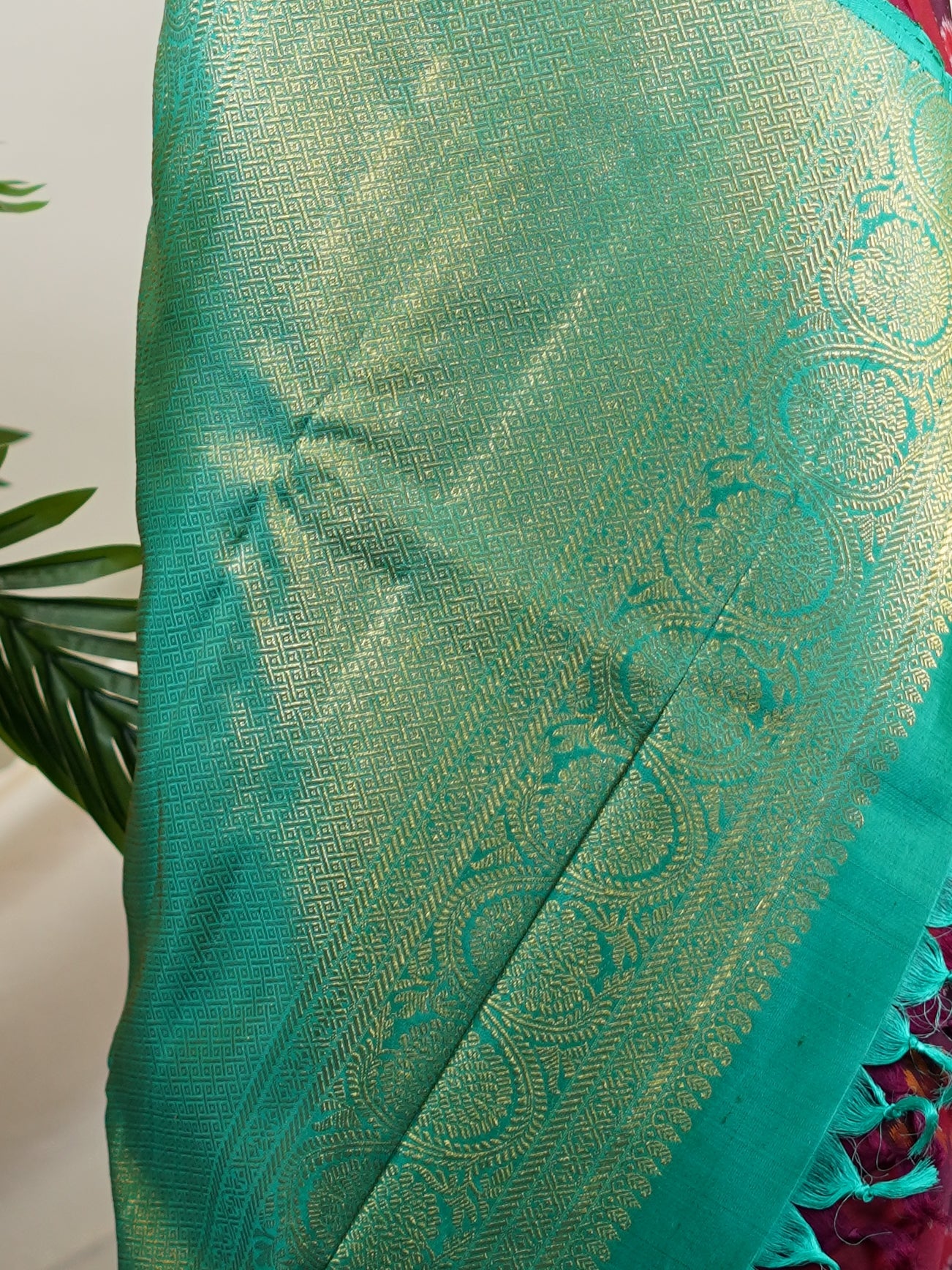 Kanchipuram Silk Pink 100% Pure Silk - Manoranjitham Weaves - Handloom Store