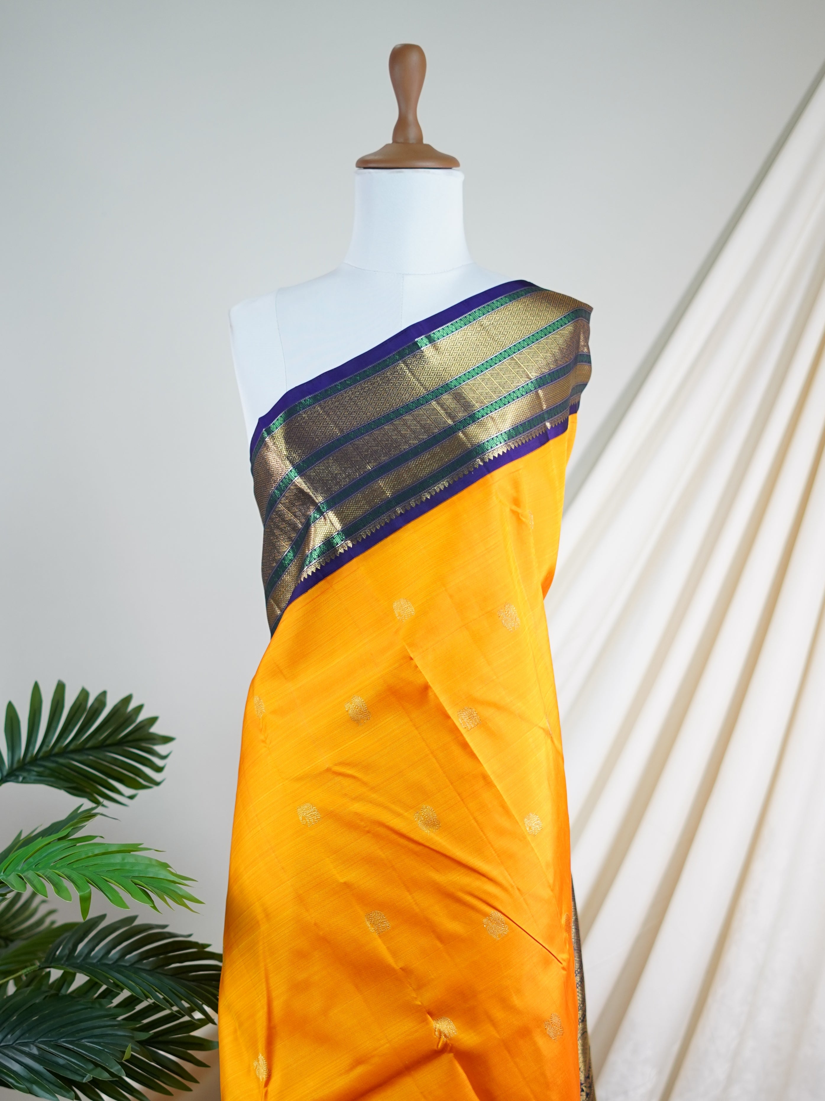 Kanchipuram Silk Orange 100% Pure Silk - Manoranjitham Weaves - Handloom Store