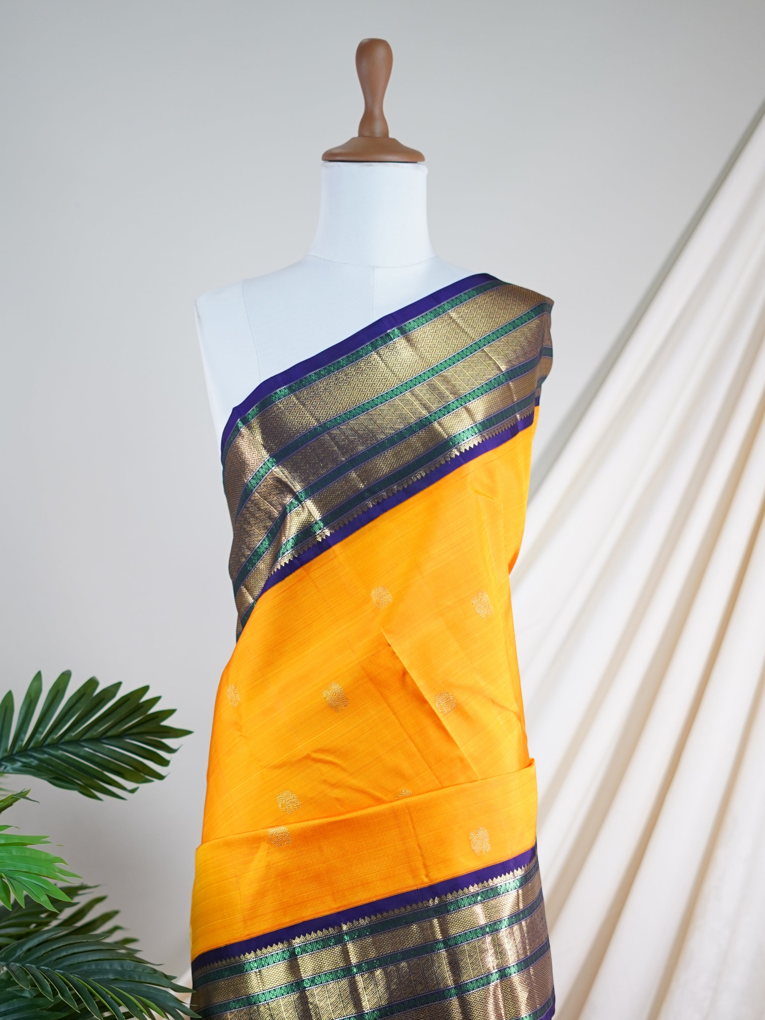 Kanchipuram Silk Orange 100% Pure Silk - Manoranjitham Weaves - Handloom Store