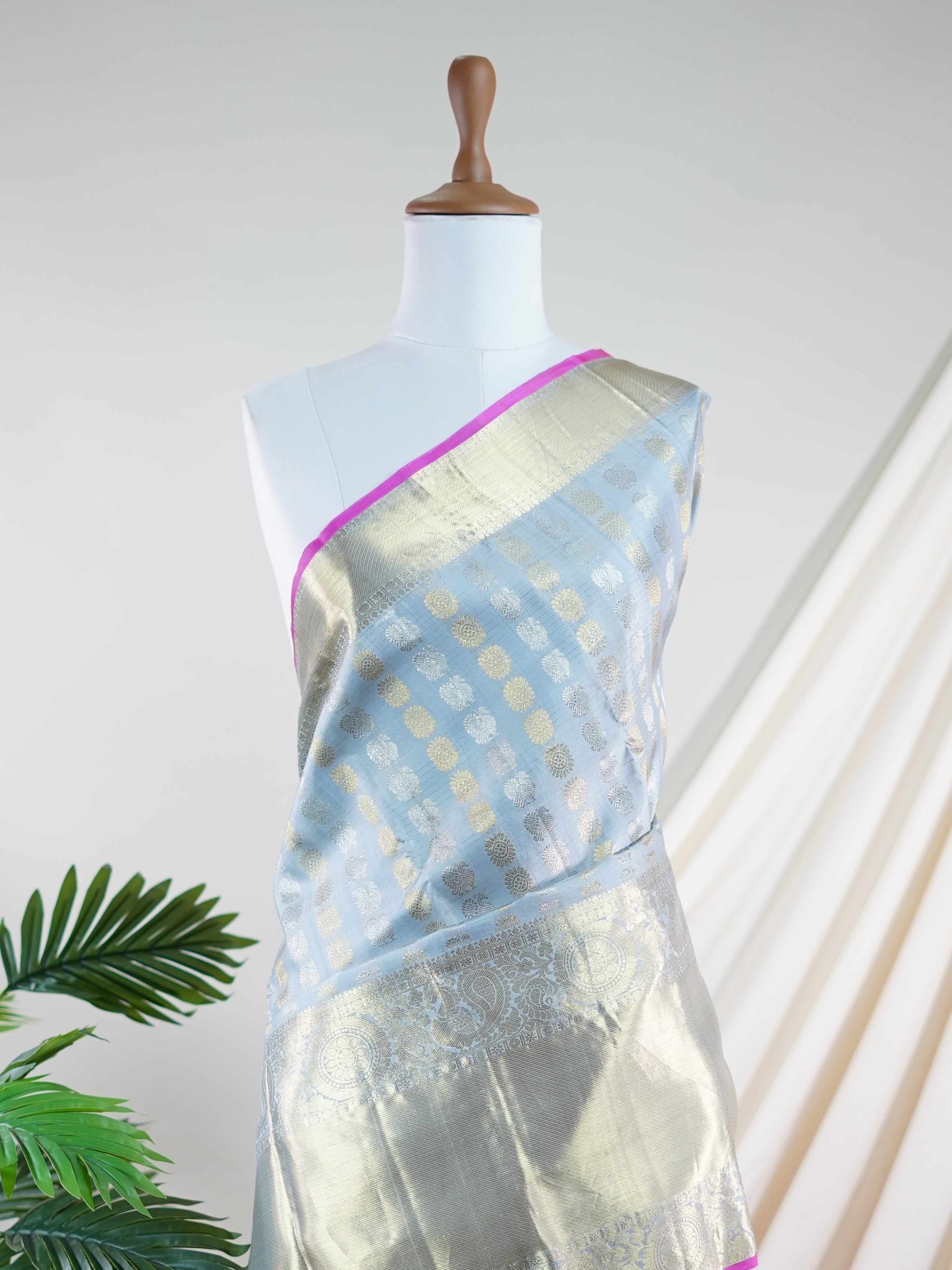 Kanchipuram Silk Silver 100% Pure Silk - Manoranjitham Weaves - Handloom Store