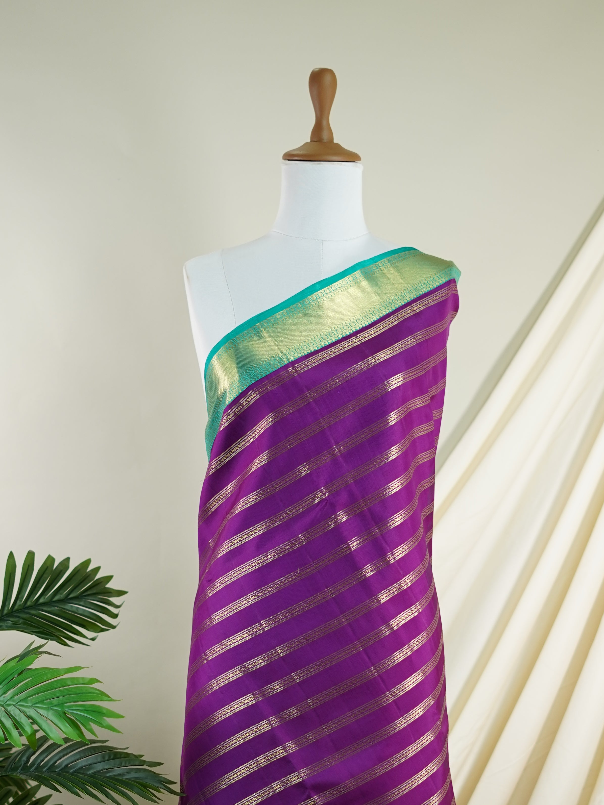 Kanchipuram Silk Dark Pink 100% Pure Silk - Manoranjitham Weaves - Handloom Store