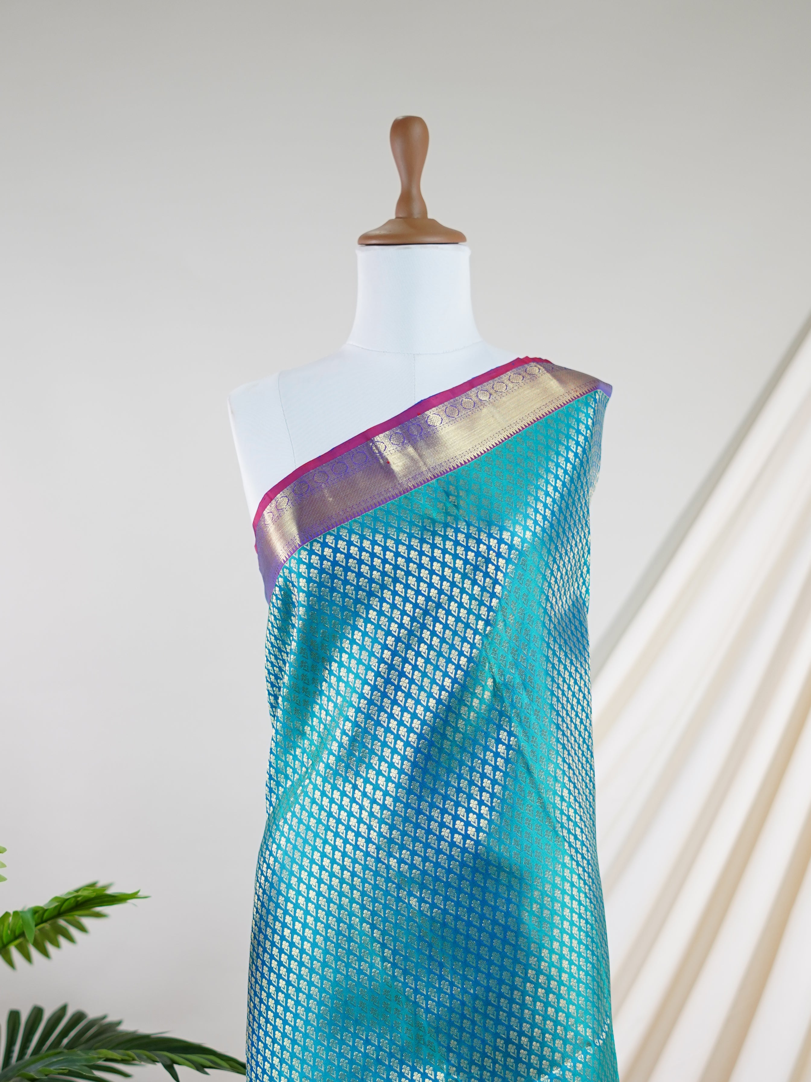 Kanchipuram Silk Turquoise 100% Pure Silk - Manoranjitham Weaves - Handloom Store