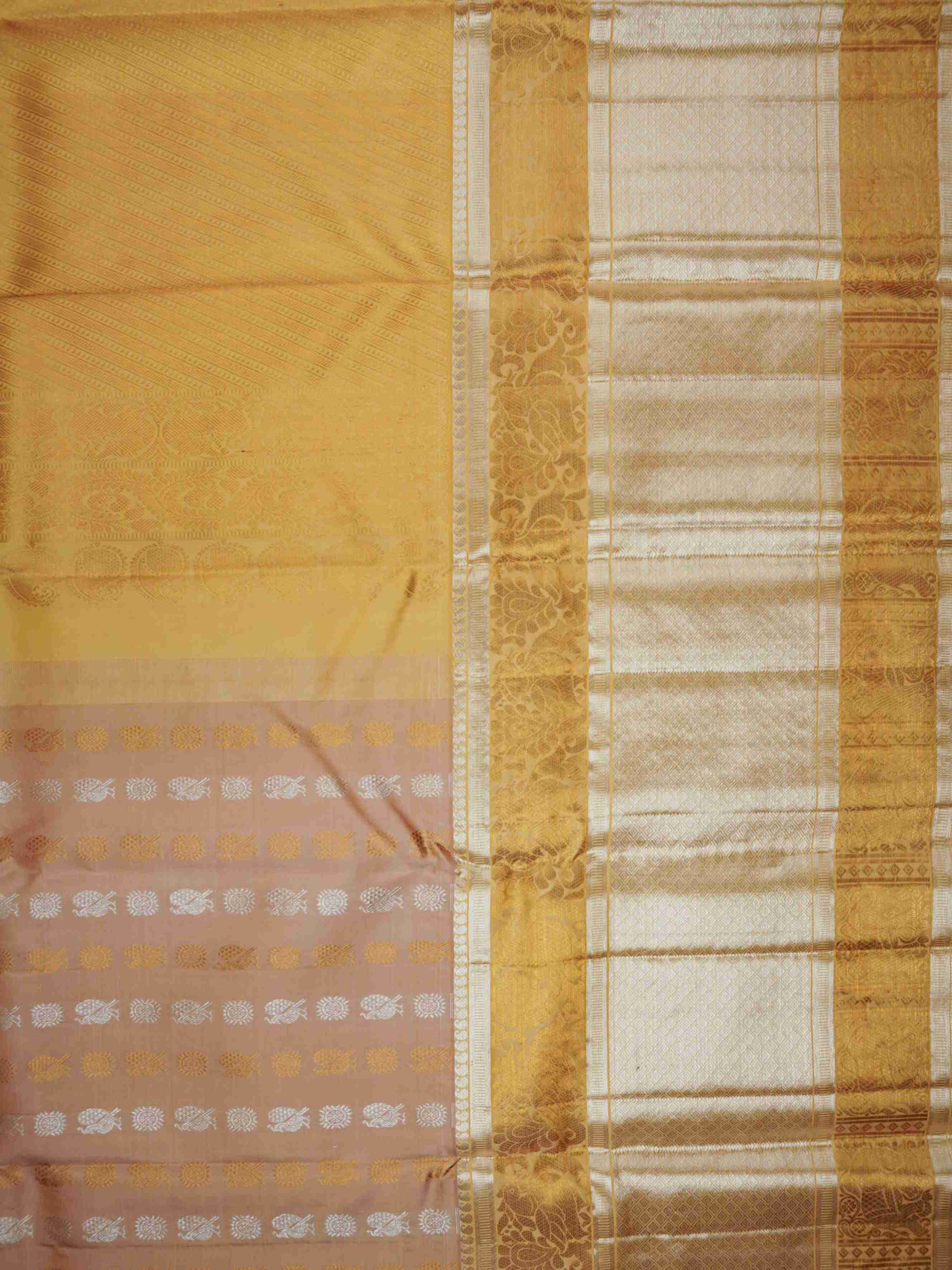 Kanchipuram Silk Ivory 100% Pure Silk - Manoranjitham Weaves - Handloom Store