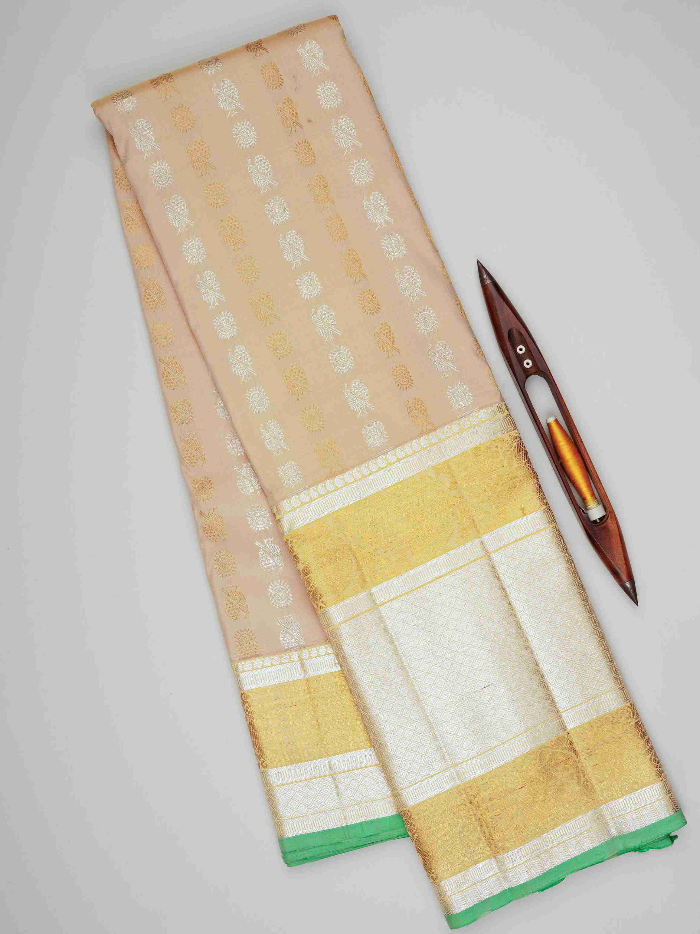 Kanchipuram Silk Ivory 100% Pure Silk - Manoranjitham Weaves - Handloom Store