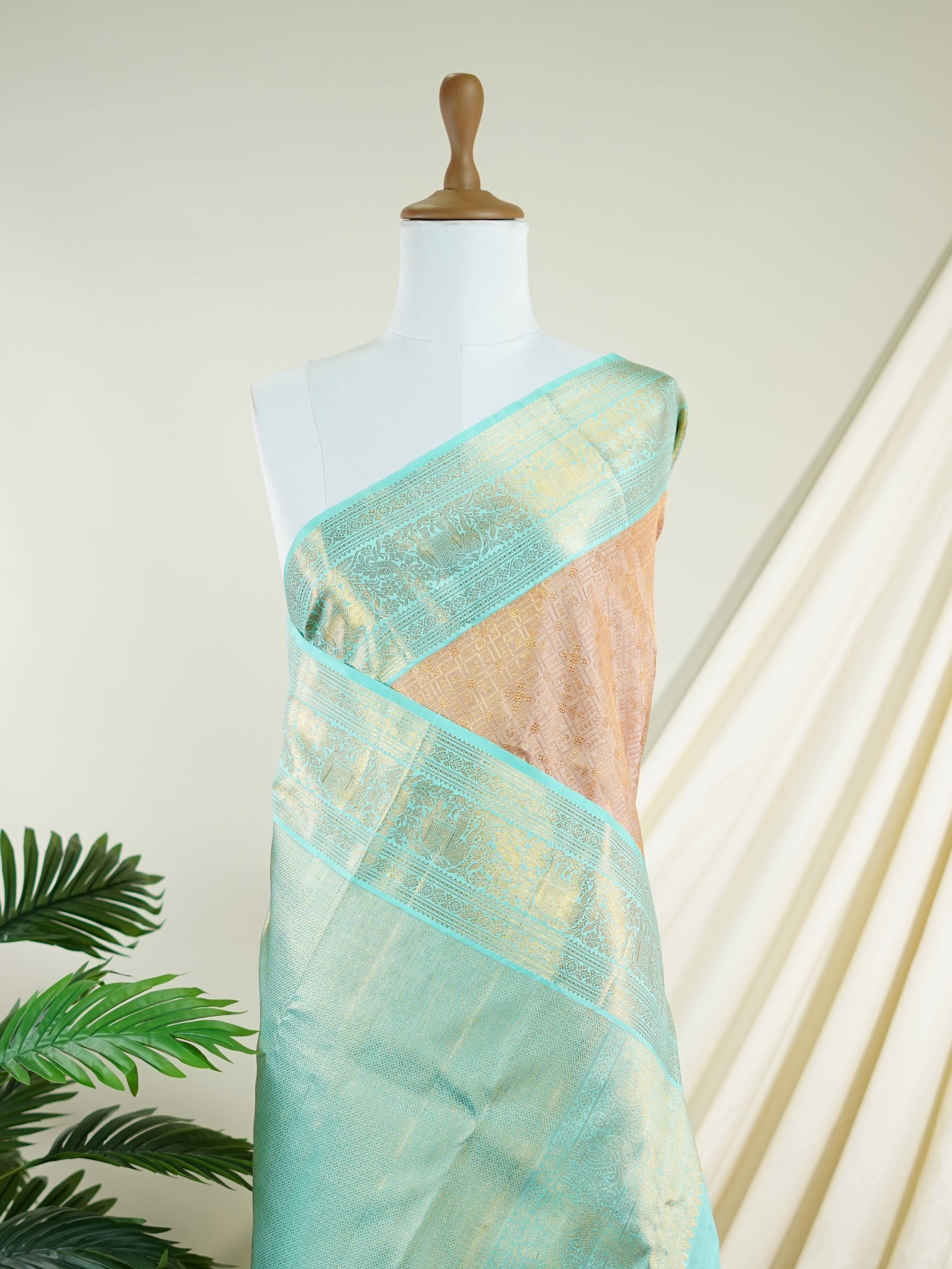 Kanchipuram Silk Peach 100% Pure Silk - Manoranjitham Weaves - Handloom Store