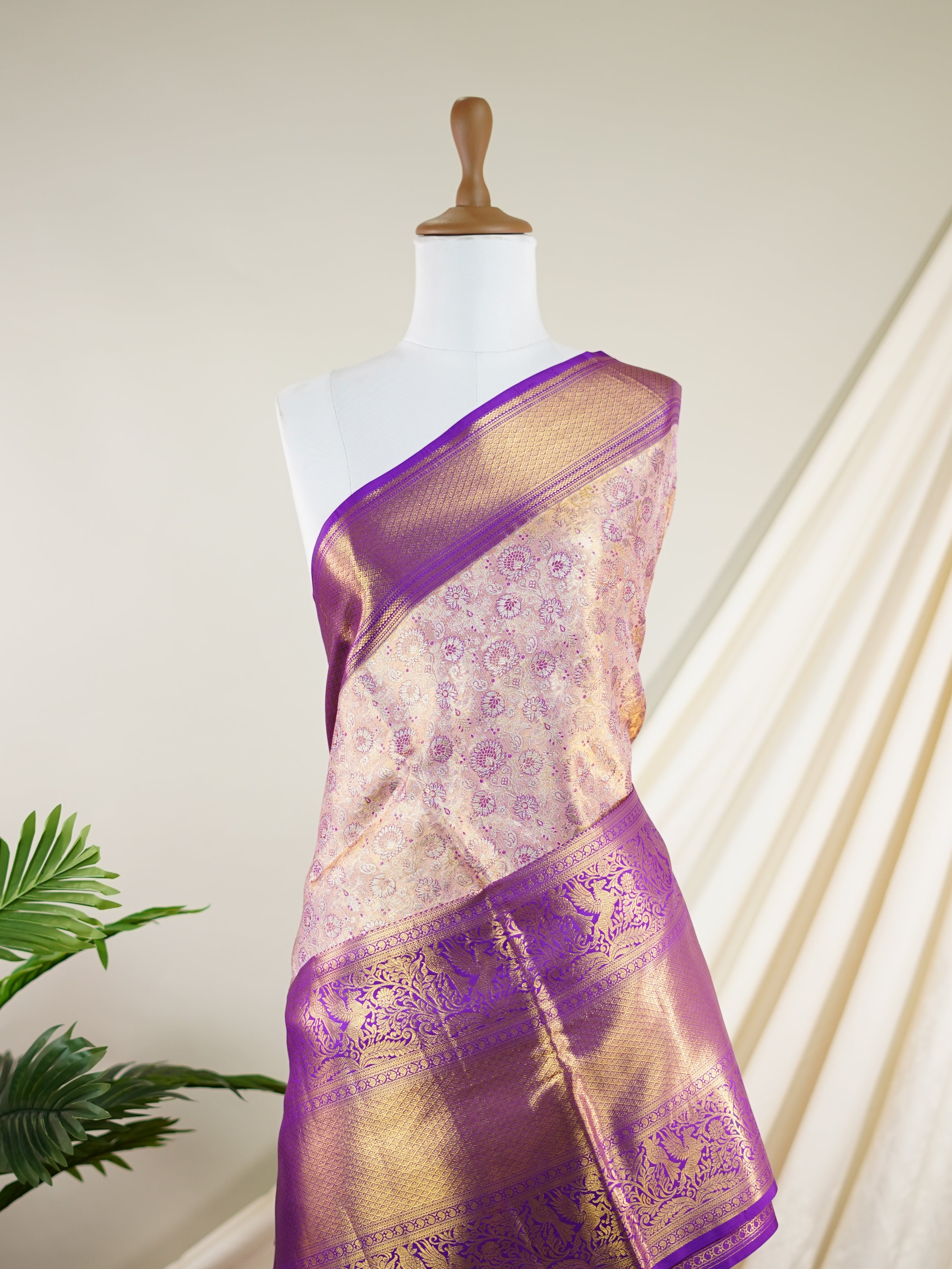 Kanchipuram Silk Hot Coral Pink 100% Pure Silk - Manoranjitham Weaves - Handloom Store