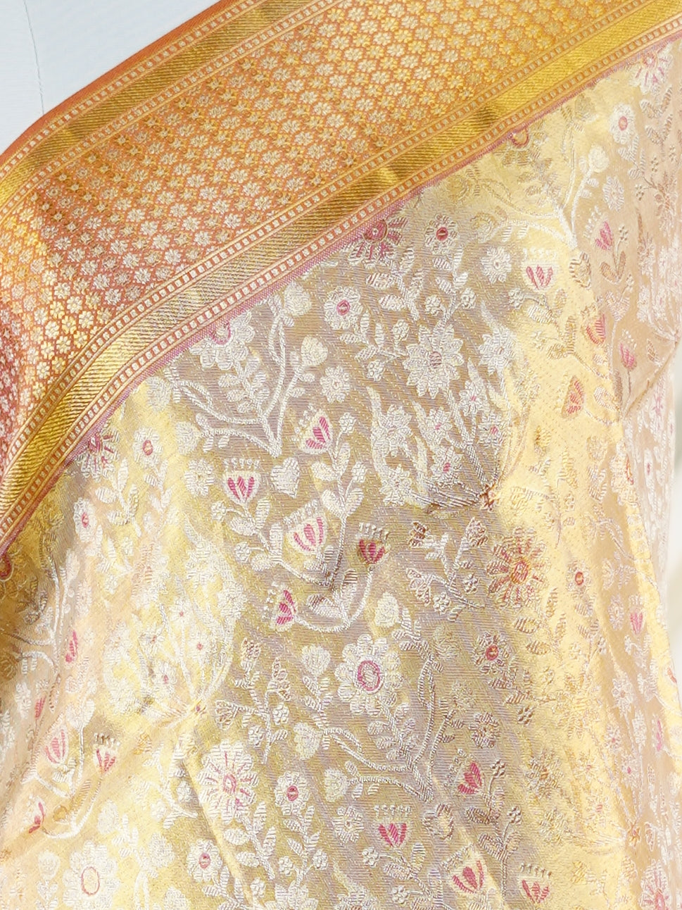 Kanchipuram Silk Golden Cream 100% Pure Silk - Manoranjitham Weaves - Handloom Store