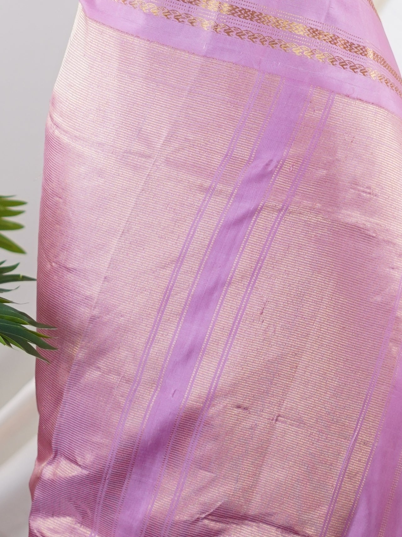 Gadwal Silk 100% Pure Silk - Manoranjitham Weaves - Handloom Store