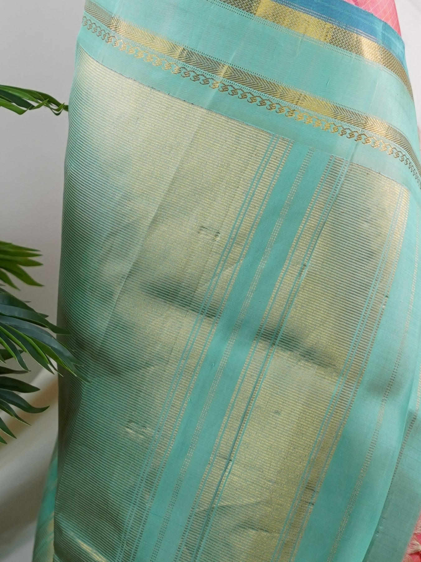 Gadwal Silk 100% Pure Silk - Manoranjitham Weaves - Handloom Store
