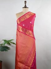 Gadwal Silk Handwoven in Telangana, Gadwal is a pure silk saree celebrated for its lightness, softness that deepens with every use, and its timeless elegance—making it one of the most comfortable and graceful vintage sarees ever woven Tripureshi - Manoranjitham Weaves - Handloom Store