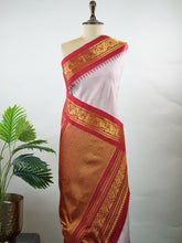 Charukesi – Off-White Handloom Gadwal Silk Saree | Pure Silk | Zari Border