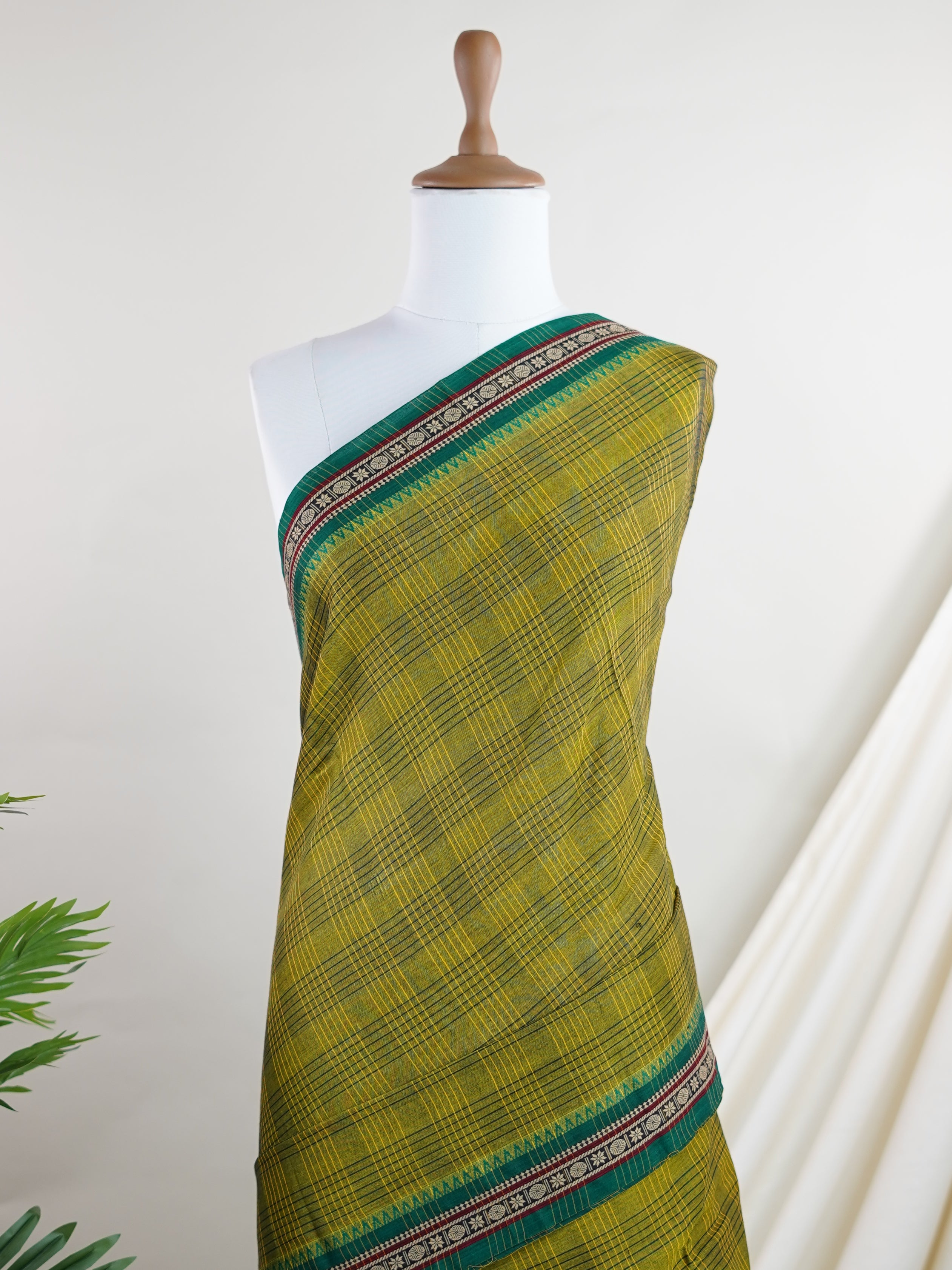 Narayanpet 100% Handspun Cotton - Manoranjitham Weaves - Handloom Store