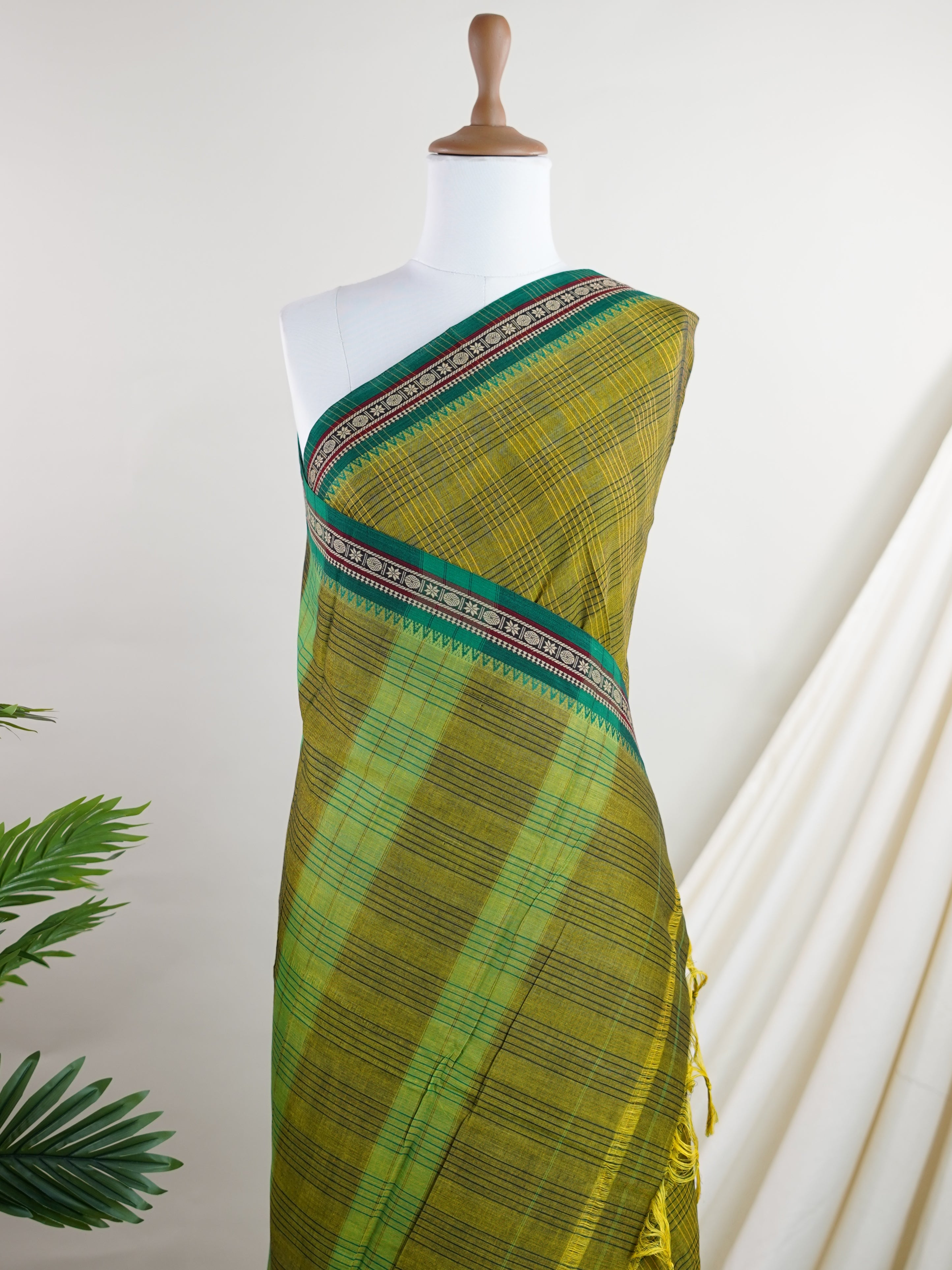 Narayanpet 100% Handspun Cotton - Manoranjitham Weaves - Handloom Store