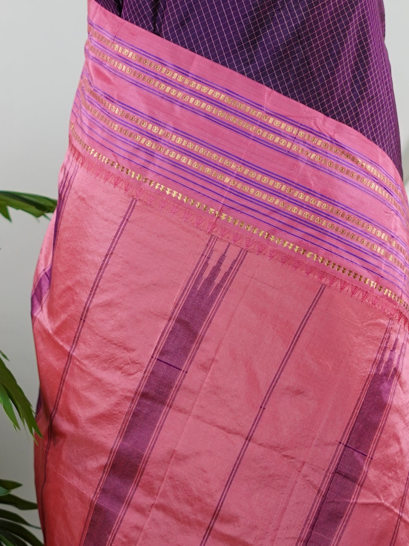 Narayanpet Violet 100% Pure Silk - Manoranjitham Weaves - Handloom Store