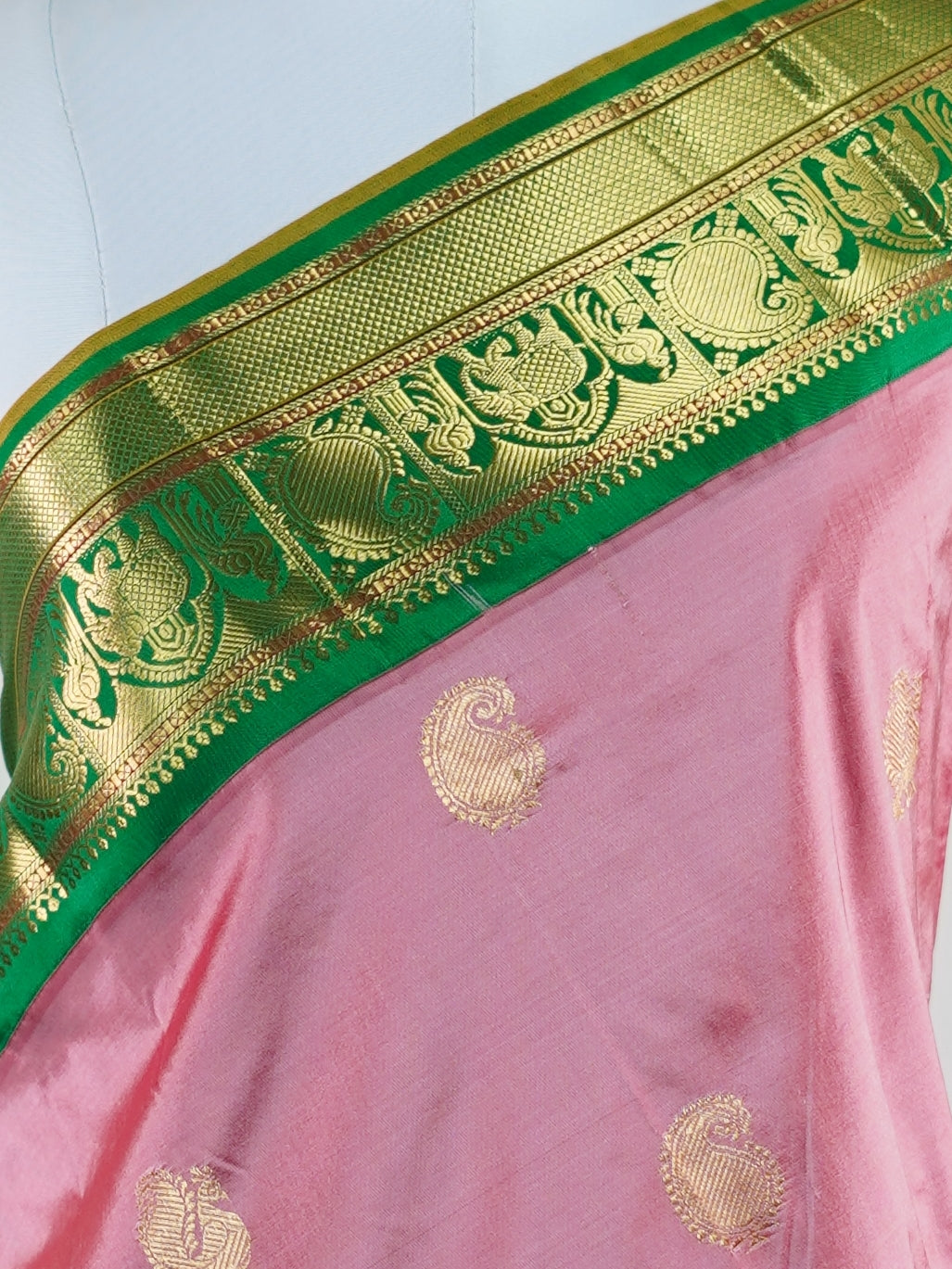 Narayanpet Dusty Peach 100% Pure Silk - Manoranjitham Weaves - Handloom Store