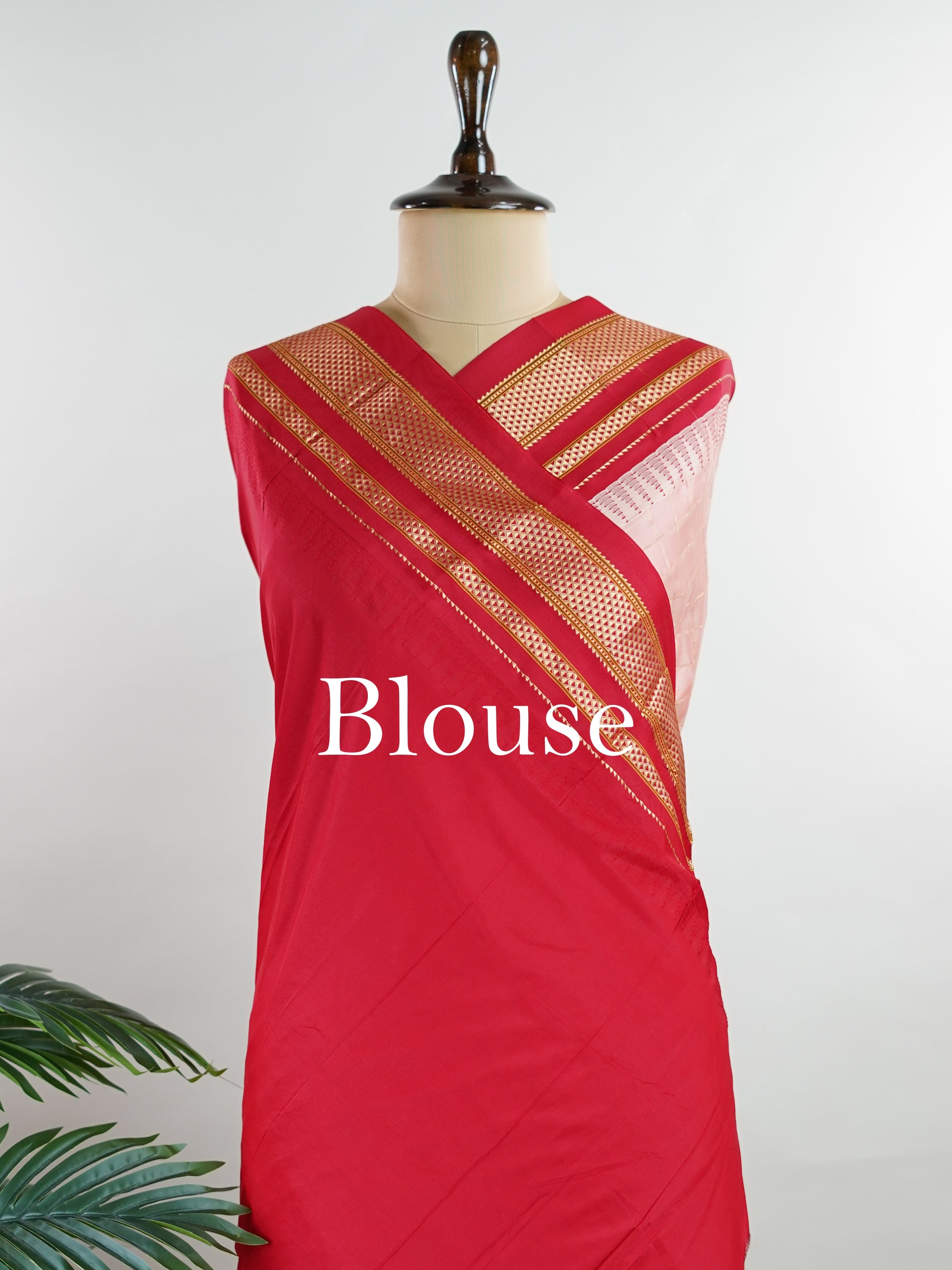 Narayanpet Narayanpet sarees with checks and buttis showcase a perfect blend of tradition and simplicity, featuring intricate motifs woven over classic check patterns.
Their vibrant colors and fine craftsmanship make them elegant choices for any occasion.
Mitra - Manoranjitham Weaves - Handloom Store