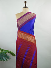 Narayanpet Narayanpet plain sarees are known for their elegant simplicity, featuring rich cotton or silk textures with contrasting borders.
They beautifully blend traditional craftsmanship with everyday comfort, making them perfect for both casual and festive wear. Vasanti - Manoranjitham Weaves - Handloom Store