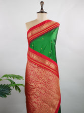 Narayanpet Narayanpet plain sarees are known for their elegant simplicity, featuring rich cotton or silk textures with contrasting borders.
They beautifully blend traditional craftsmanship with everyday comfort, making them perfect for both casual and festive wear. Sampada - Manoranjitham Weaves - Handloom Store