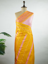 Narayanpet Narayanpet Pattu sarees are known for their lightweight texture and rich borders. Once woven for royalty, these vintage drapes are now making a graceful comeback. A timeless weave that blends tradition with everyday elegance. Mahadevi - Narayanpet saree - Manoranjitham Weaves - Handloom Store