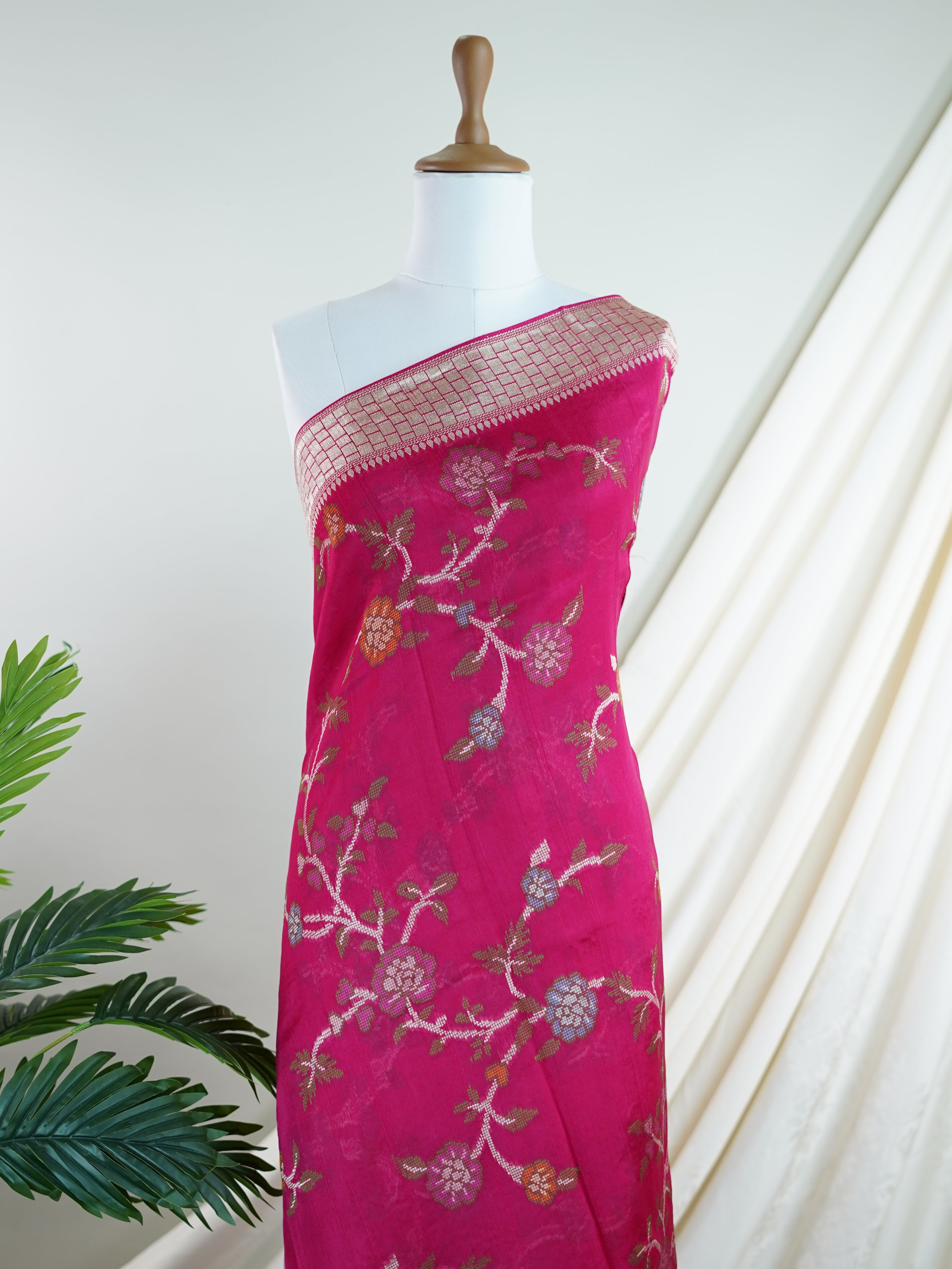 Georgette Pink Tussar Georgette - Manoranjitham Weaves - Handloom Store