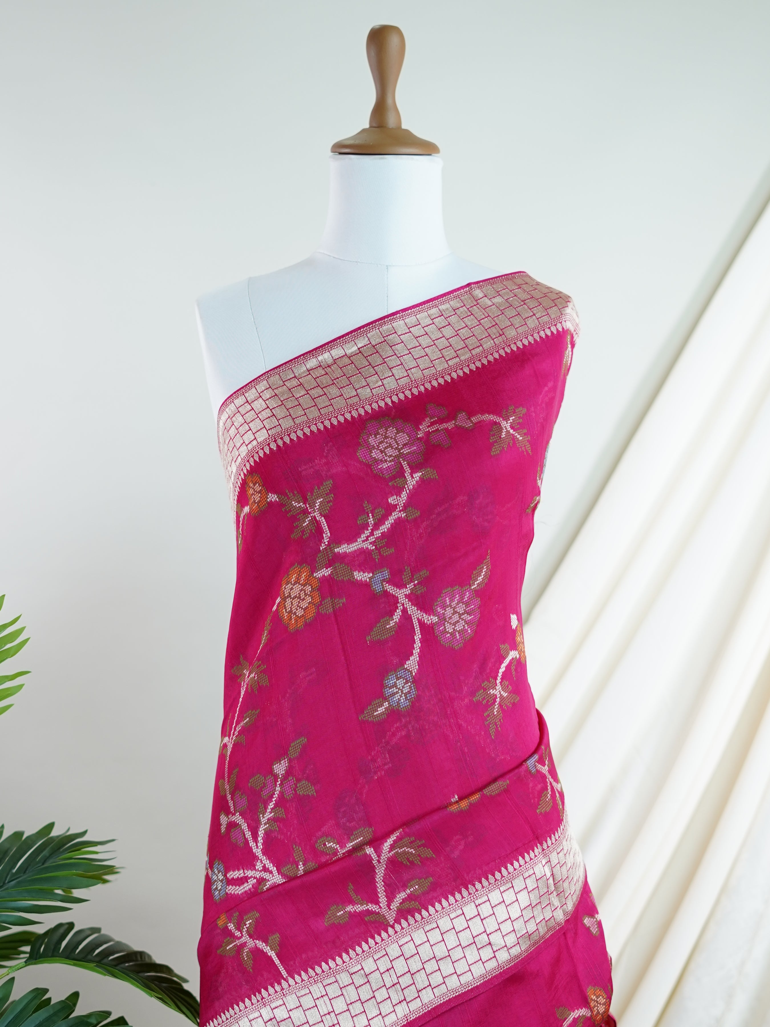 Georgette Pink Tussar Georgette - Manoranjitham Weaves - Handloom Store