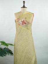Linen This semi linen tissue saree blends the crisp texture of linen with the soft shimmer of tissue, brought to life through vibrant digital prints. Lightweight and breathable, it’s perfect for daytime elegance with a touch of contemporary flair.
#SemiLinenTissue #DigitalPrintSaree #EffortlessElegance #ModernWeaves #Manoranjitham #ManoranjithamStyle Nandini - Manoranjitham Weaves - Handloom Store