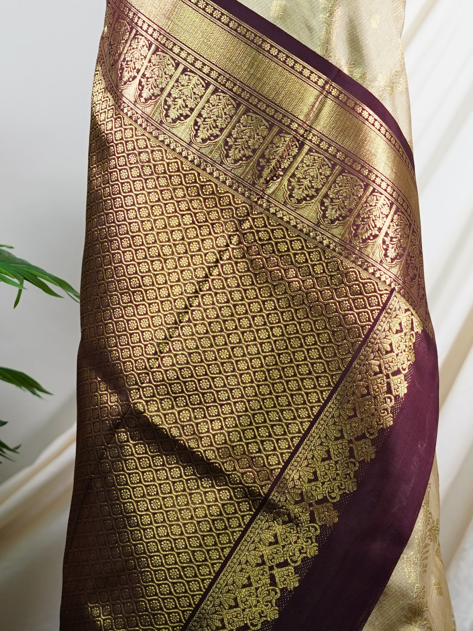 Venkatagiri Silk Beige 100% Pure Silk - Manoranjitham Weaves - Handloom Store