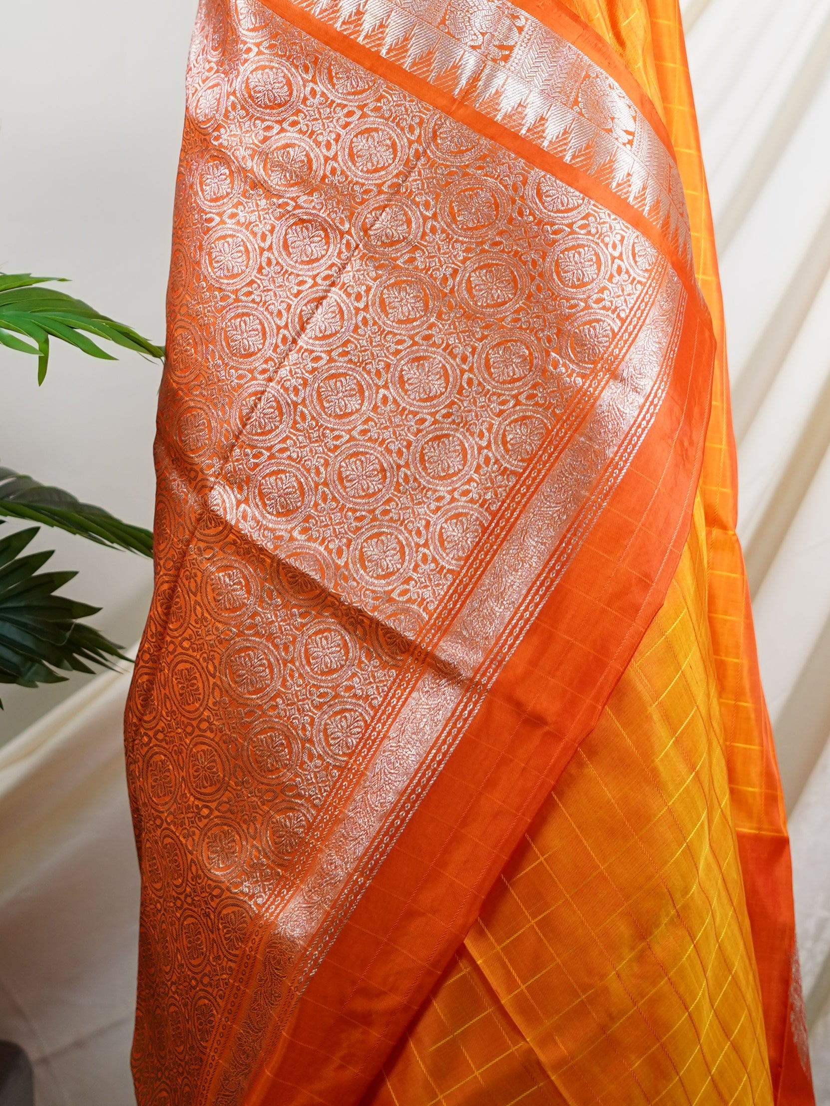 Venkatagiri Silk Mustad Yellow 100% Pure Silk - Manoranjitham Weaves - Handloom Store