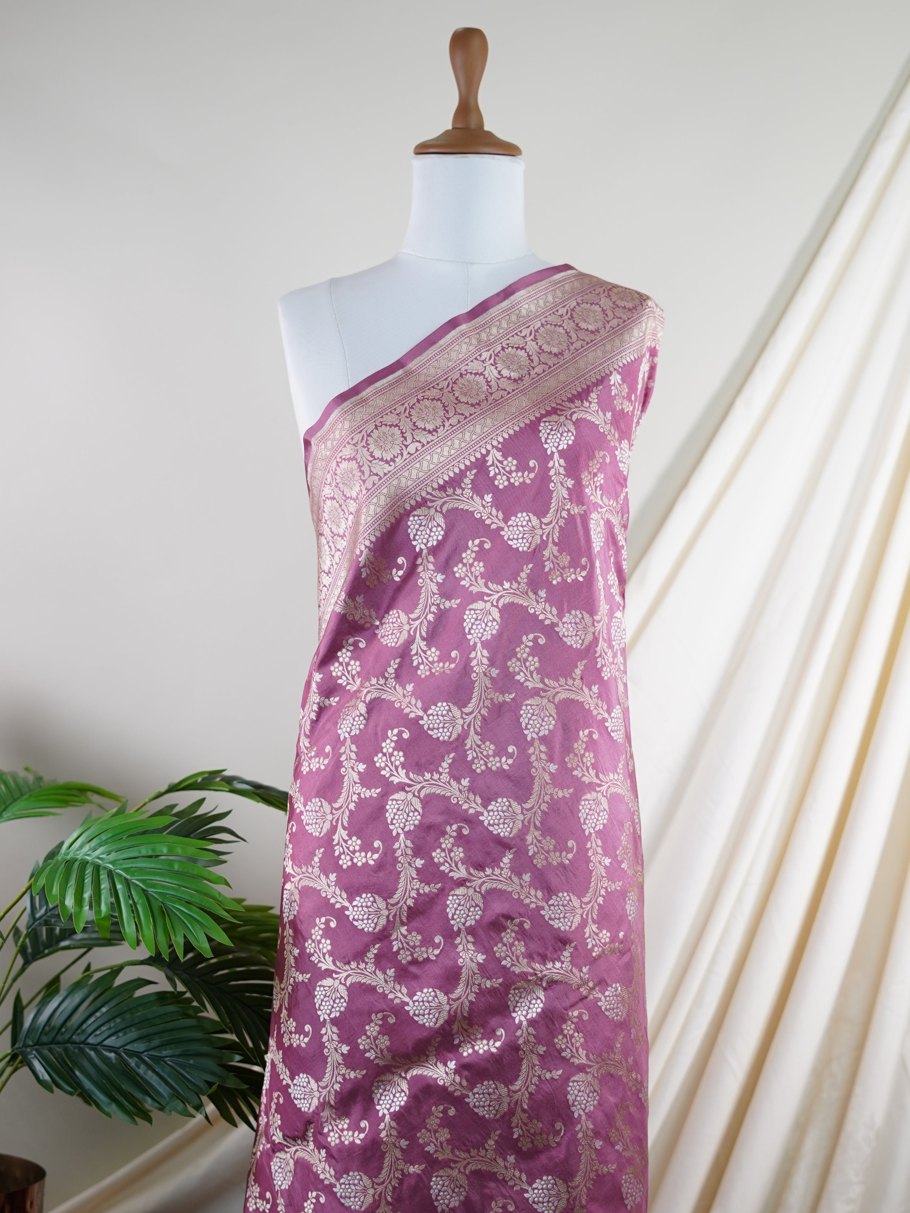 Katan Pink 100% Pure Katan Silk - Manoranjitham Weaves - Handloom Store