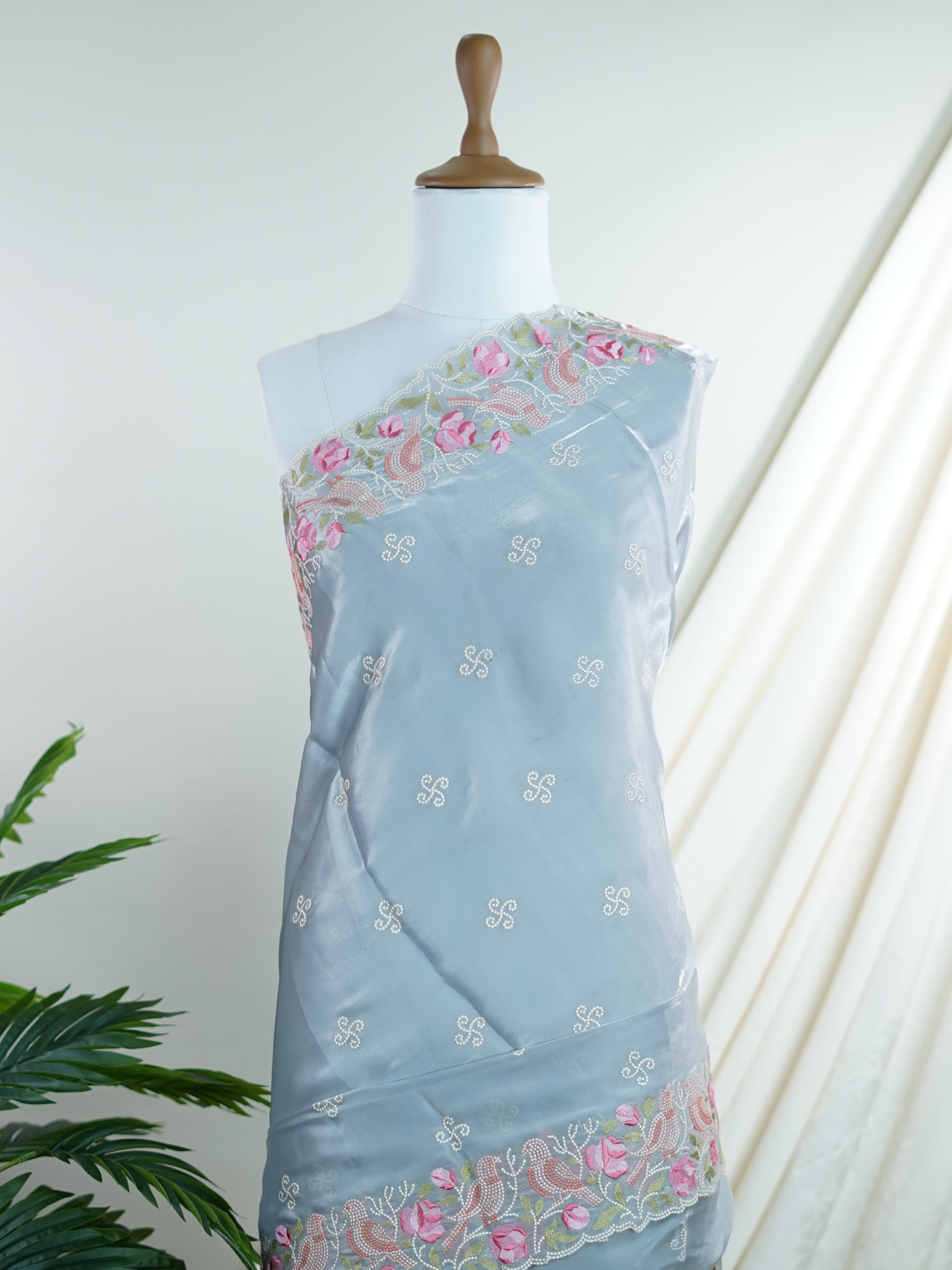 Katan Grey 100% Pure Tissue - Manoranjitham Weaves - Handloom Store