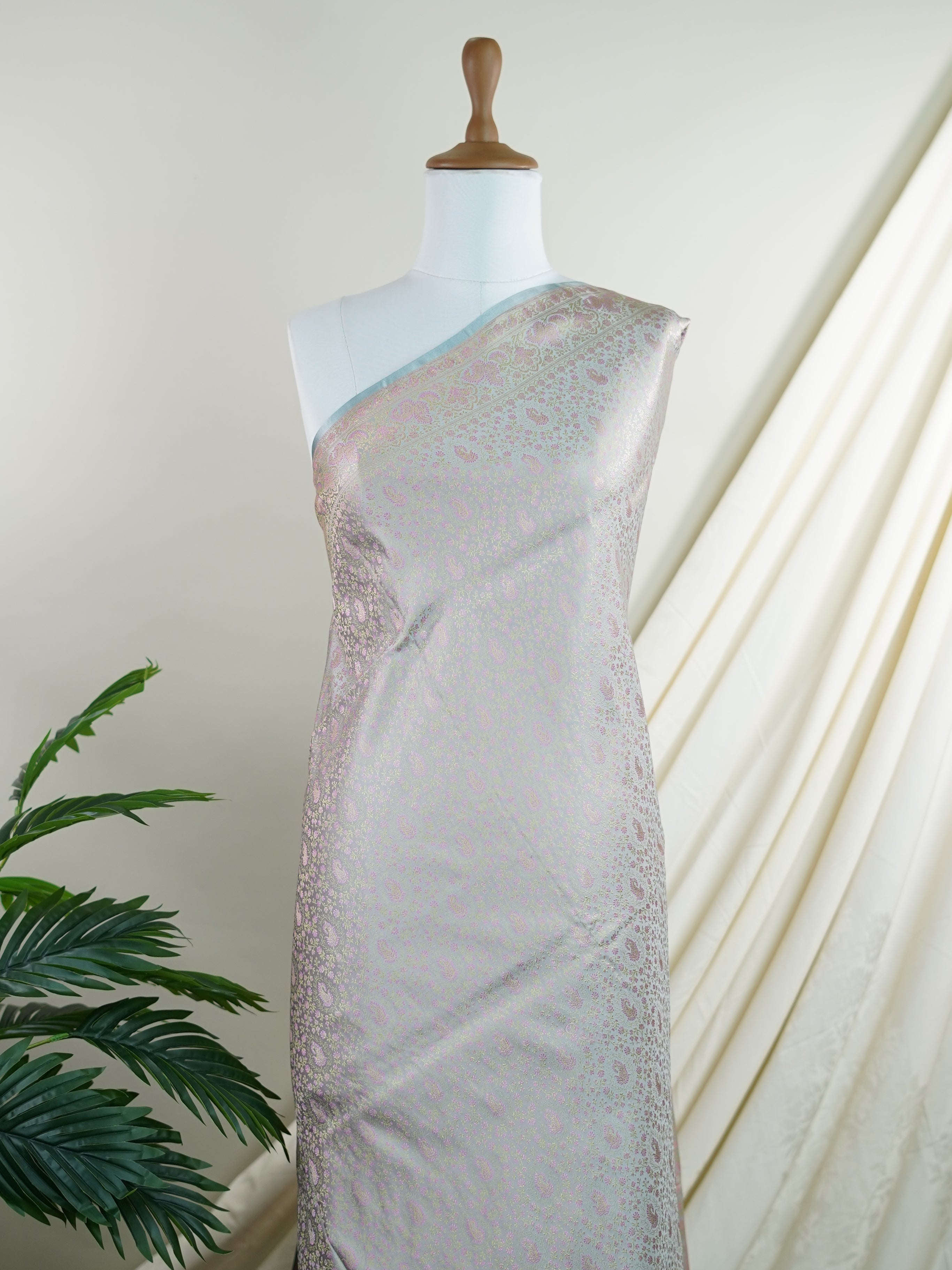 Katan Grey Semi Mushru - Manoranjitham Weaves - Handloom Store