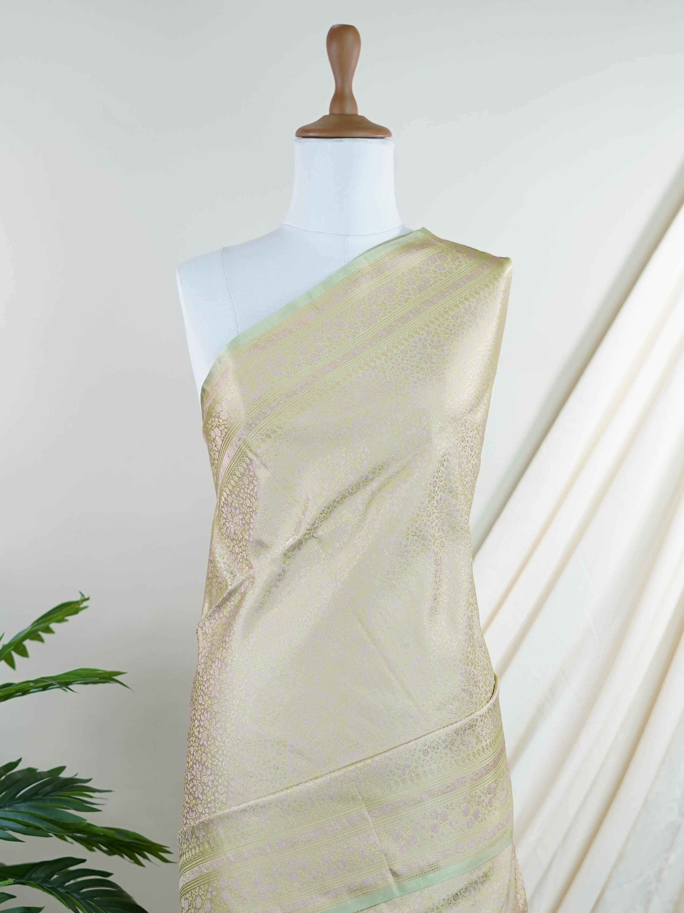 Katan Pista Green Semi Mushru - Manoranjitham Weaves - Handloom Store