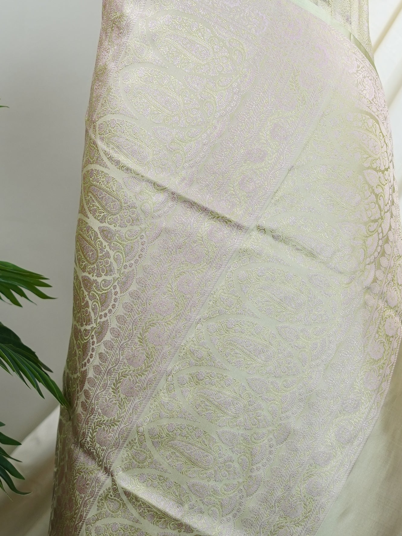 Katan Pista Green Semi Mushru - Manoranjitham Weaves - Handloom Store