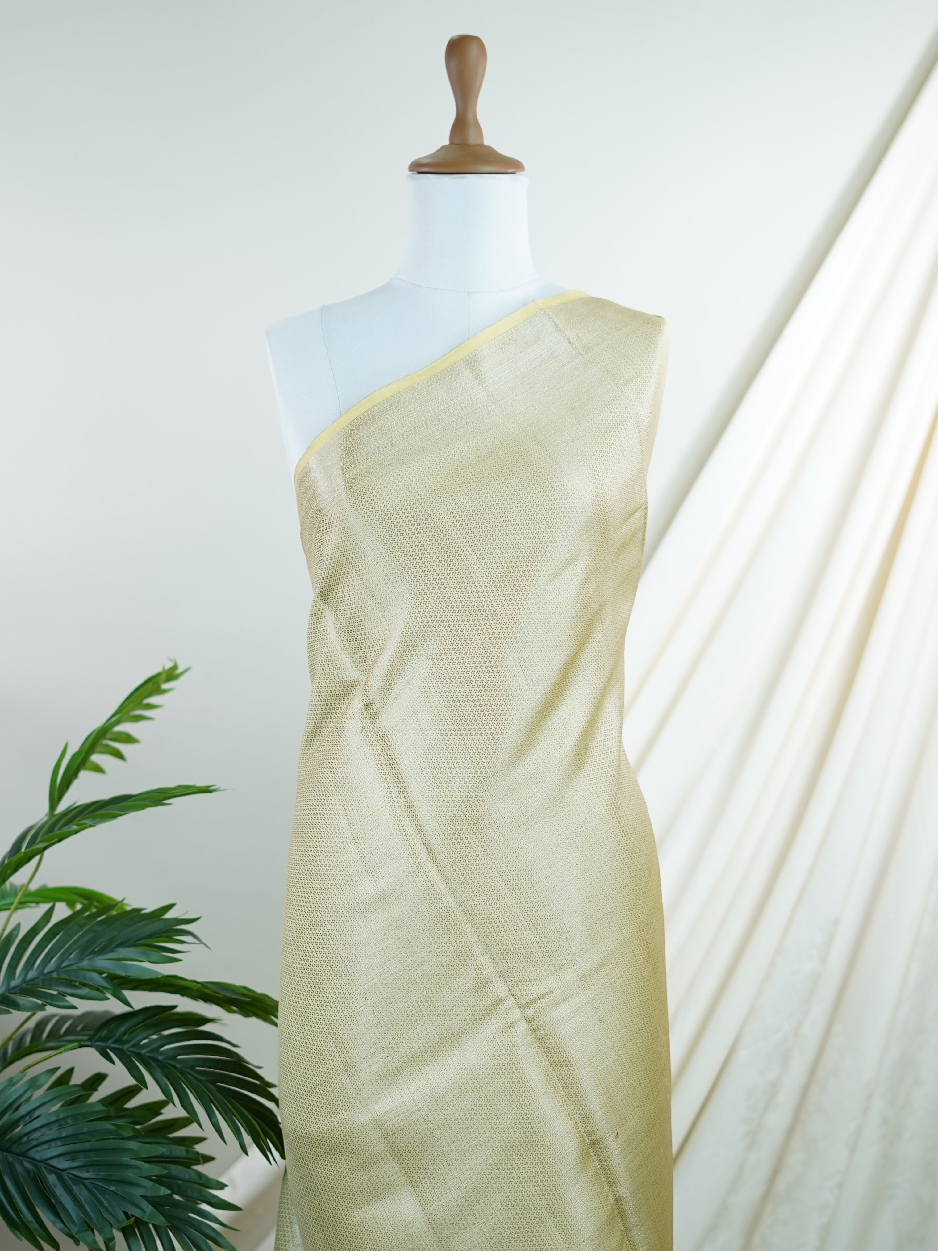 Chiniya Silk Yellow 100% Pure Silk - Manoranjitham Weaves - Handloom Store