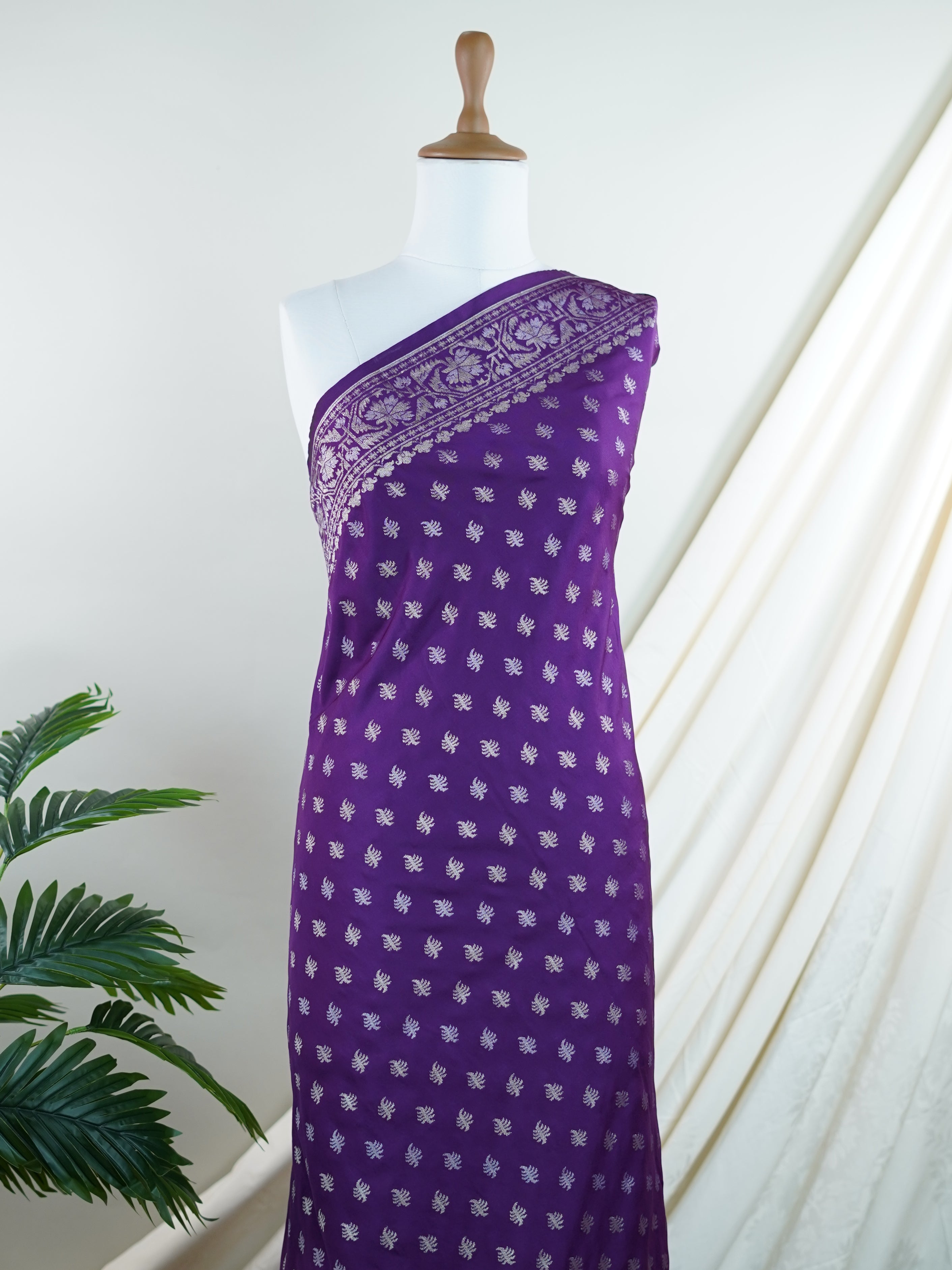 Katan Violet Katan Semi Silk - Manoranjitham Weaves - Handloom Store