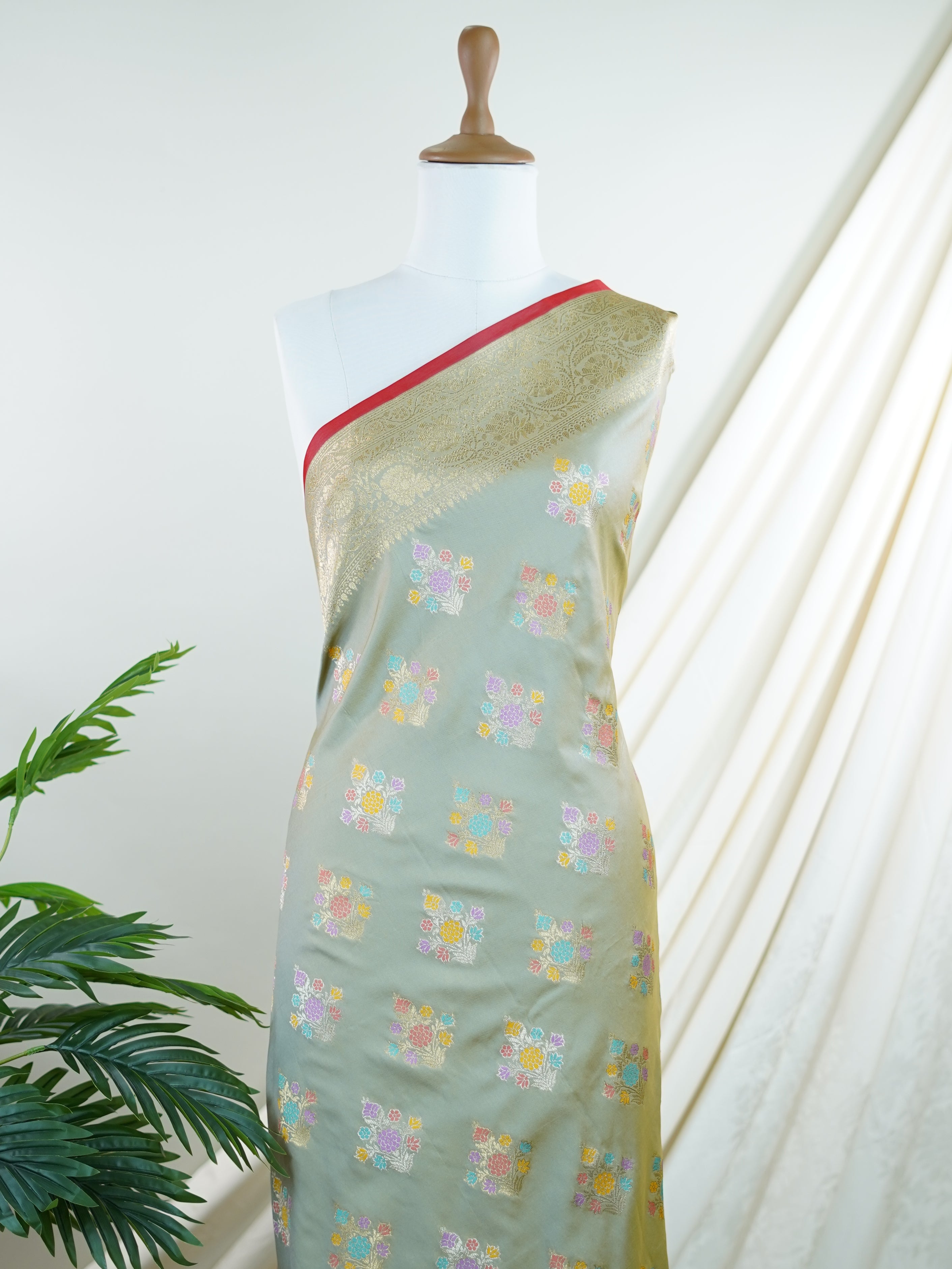 Katan Grey Katan Semi Silk - Manoranjitham Weaves - Handloom Store