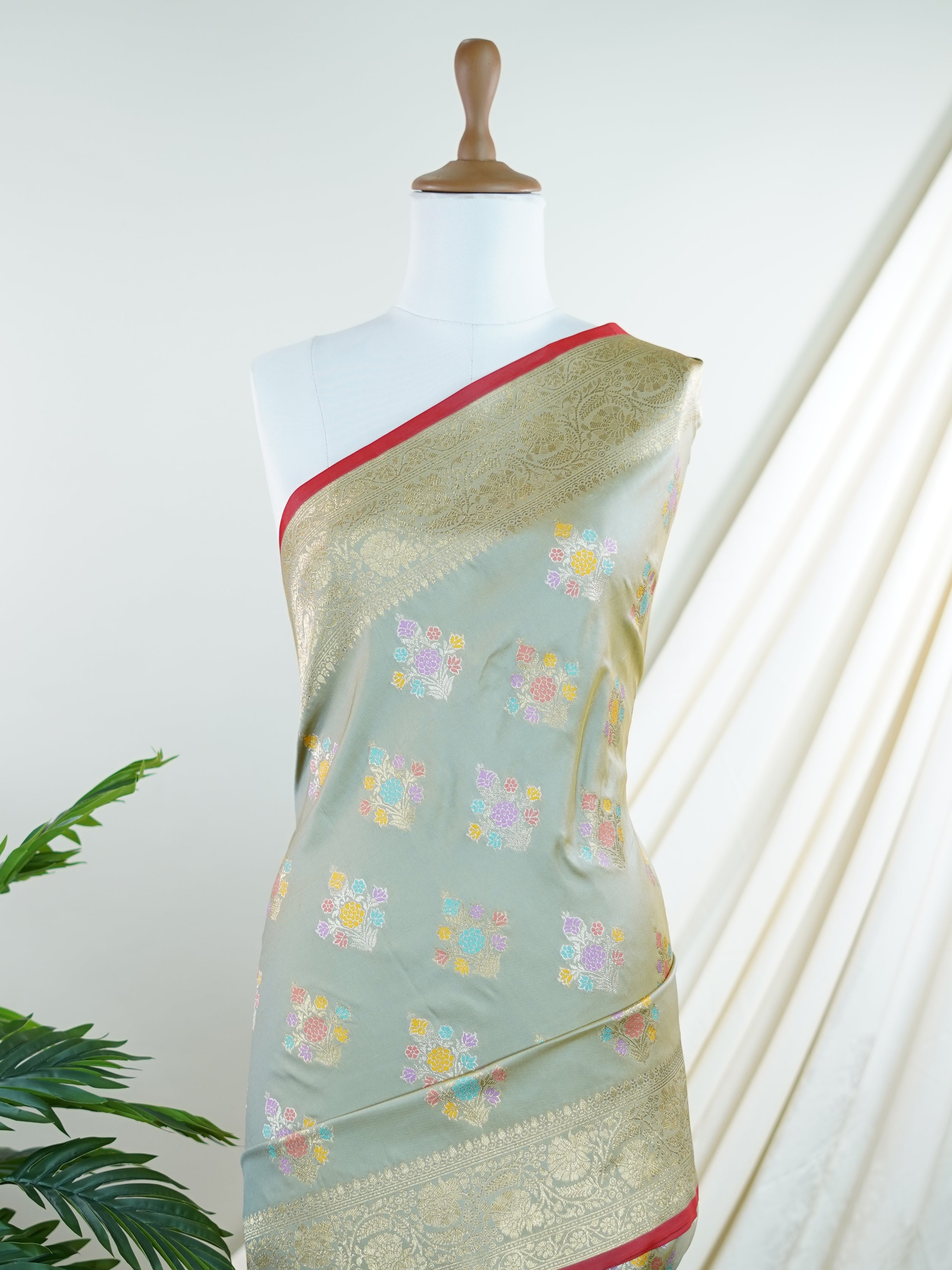 Katan Grey Katan Semi Silk - Manoranjitham Weaves - Handloom Store