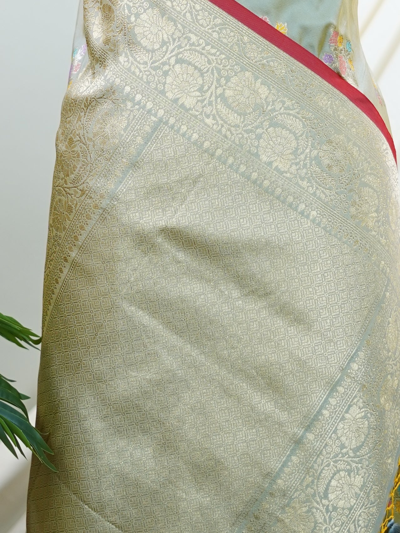 Katan Grey Katan Semi Silk - Manoranjitham Weaves - Handloom Store