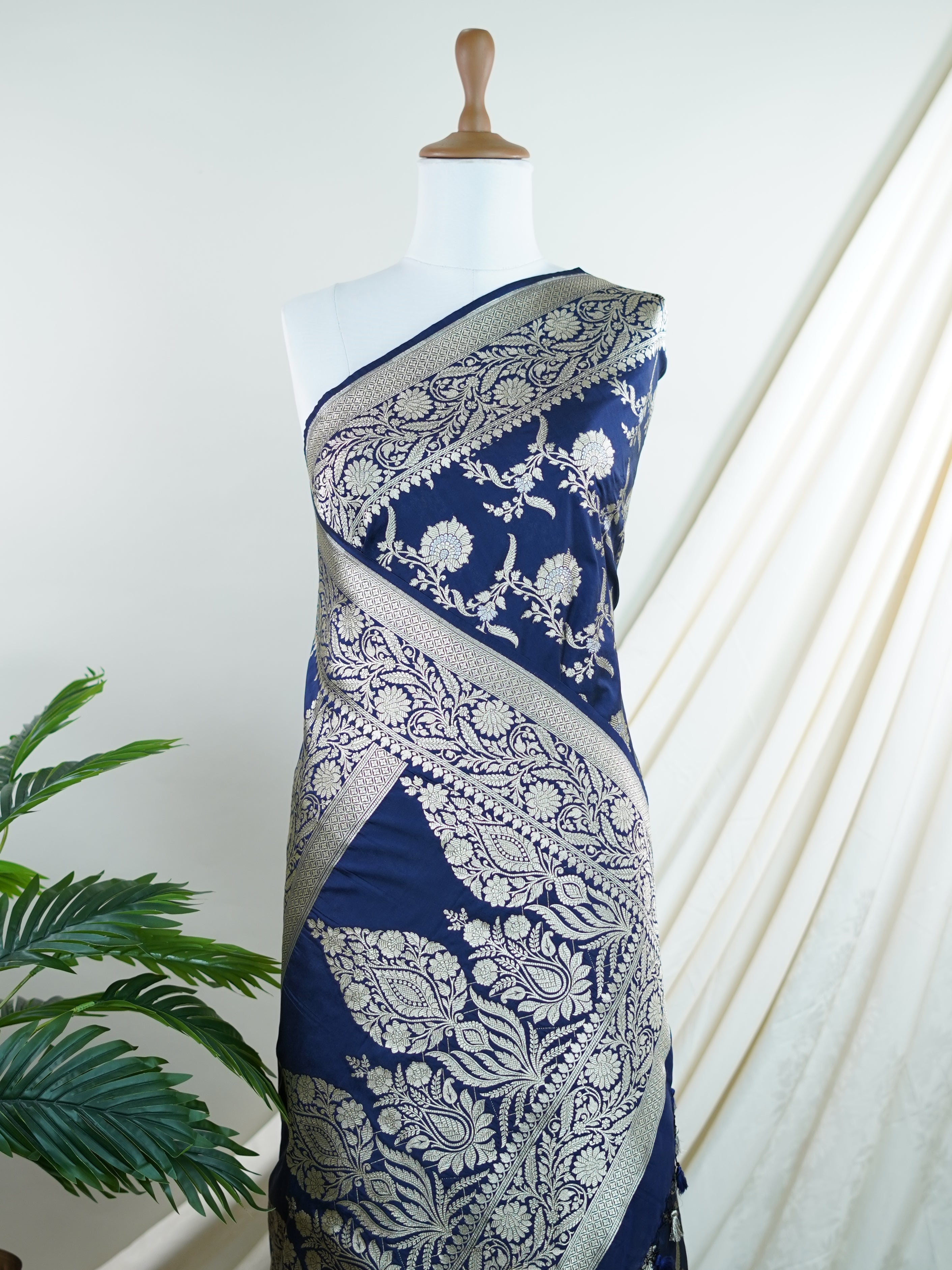 Katan Blue Katan Semi Silk - Manoranjitham Weaves - Handloom Store