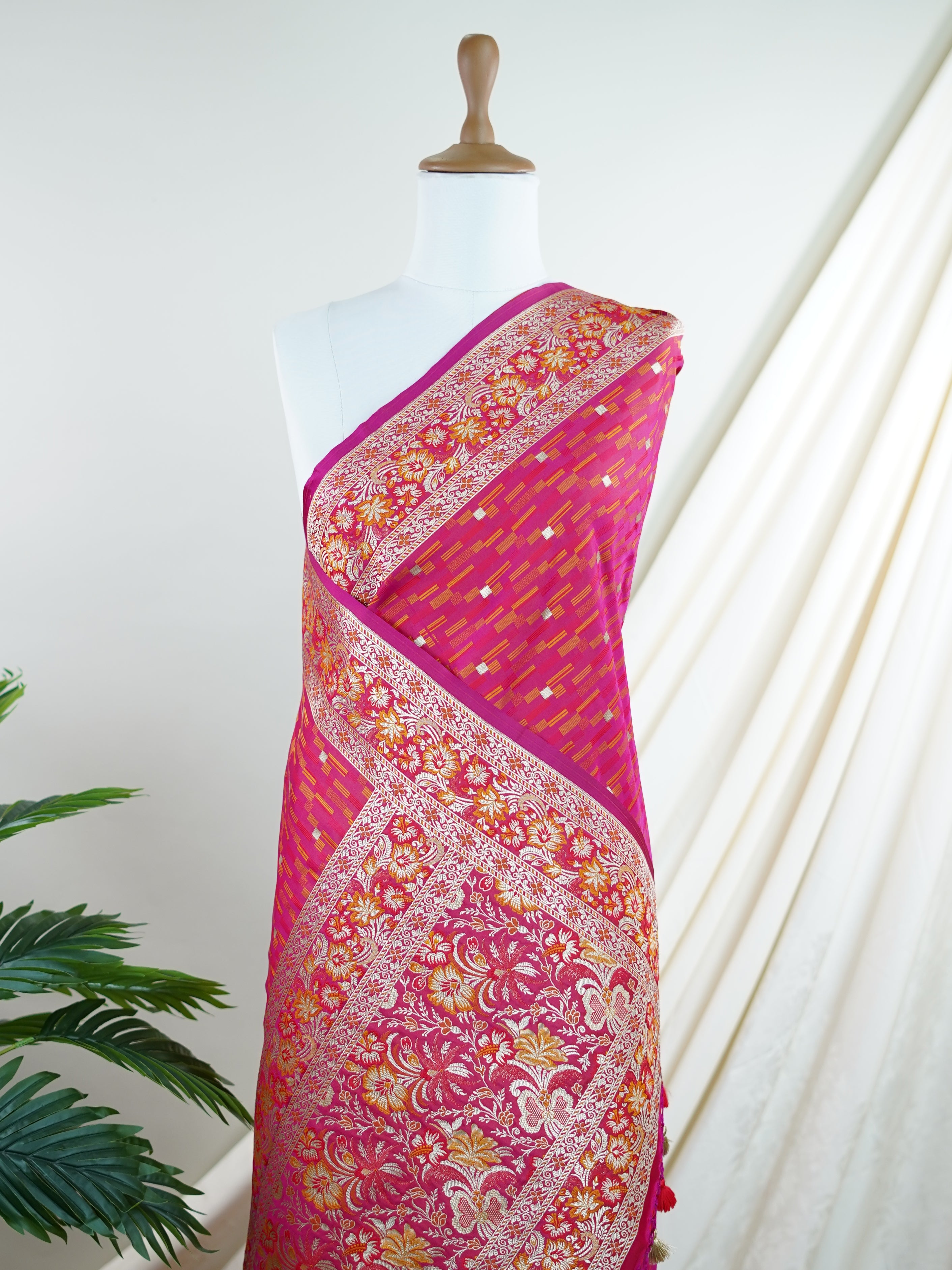 Katan Pink Semi Katan Silk - Manoranjitham Weaves - Handloom Store