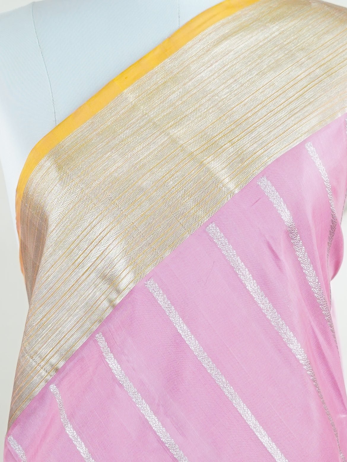 Venkatagiri Silk 100% Pure Silk - Manoranjitham Weaves - Handloom Store