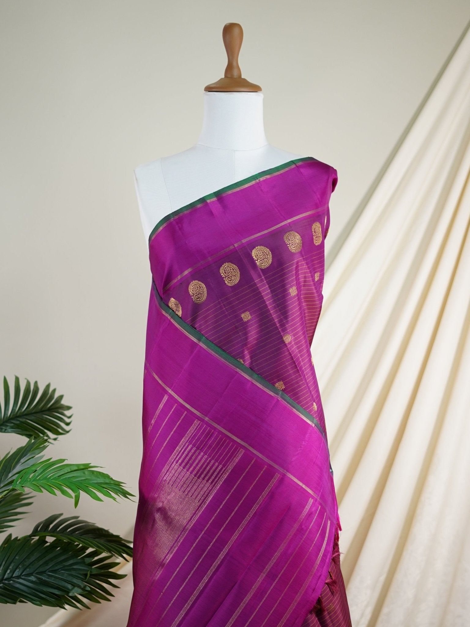 Kanchipuram Silk Magenta Pink 100% Pure Silk - Manoranjitham Weaves - Handloom Store