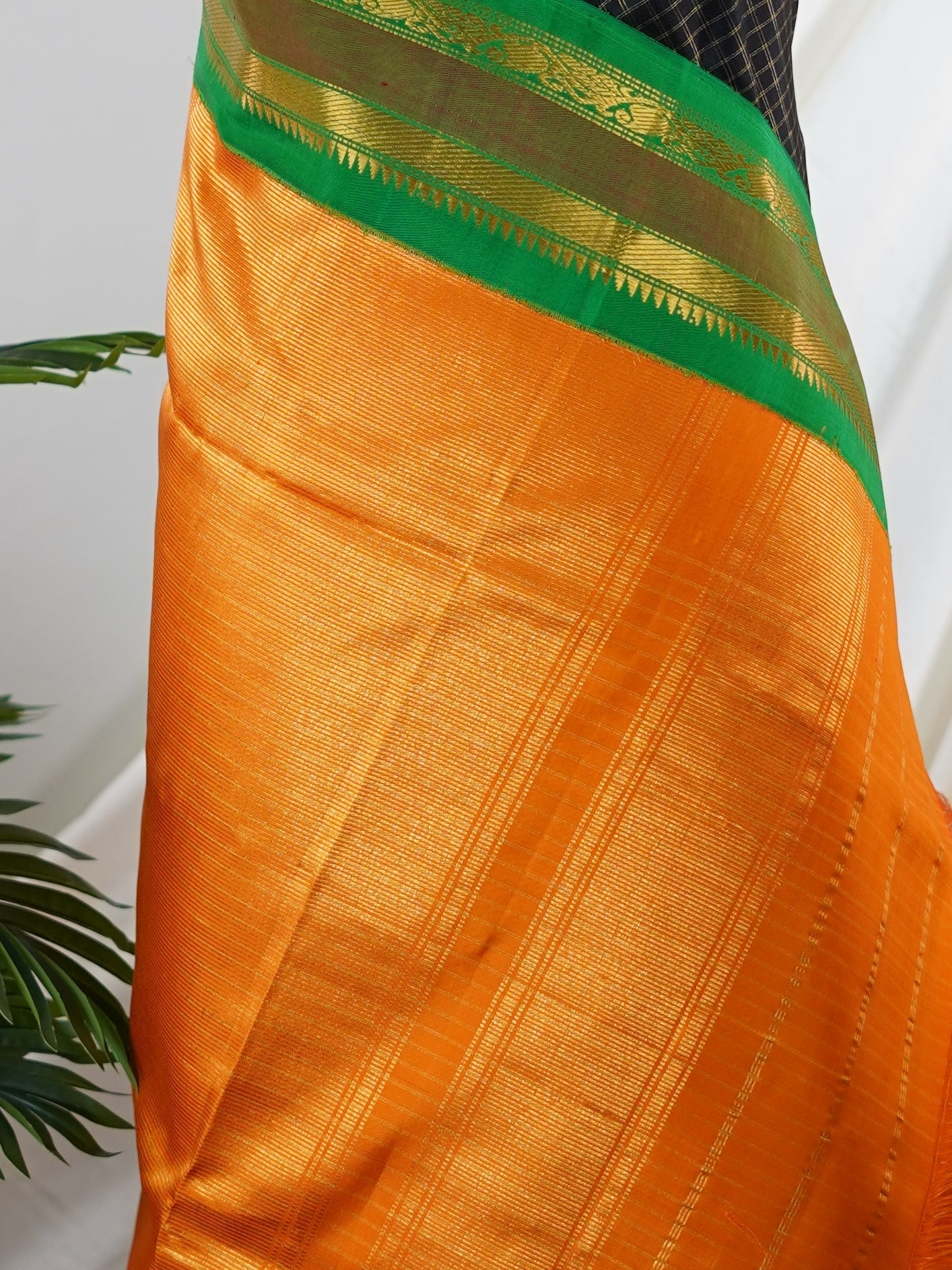 Gadwal Silk 100% Pure Silk - Manoranjitham Weaves - Handloom Store