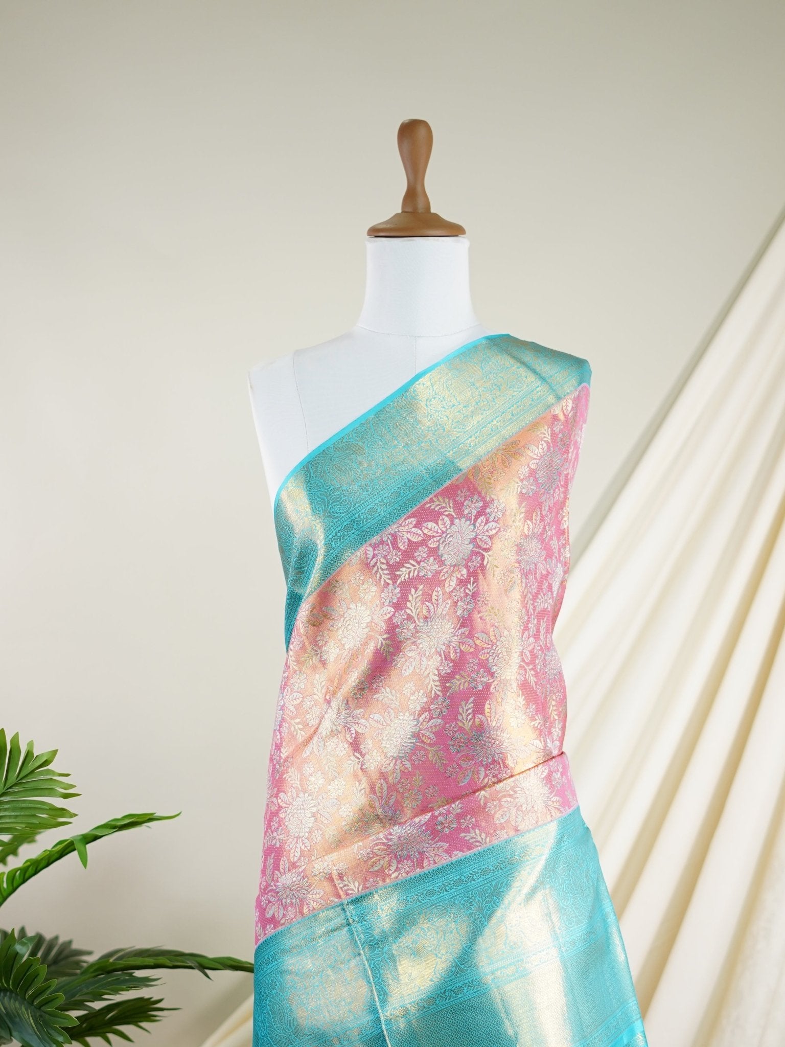 Kanchipuram Silk pink 100% Pure Silk - Manoranjitham Weaves - Handloom Store