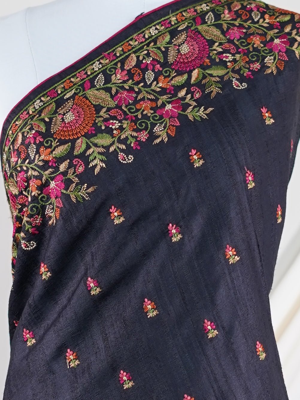 Tussars Black 100% Pure Tussar - Manoranjitham Weaves - Handloom Store