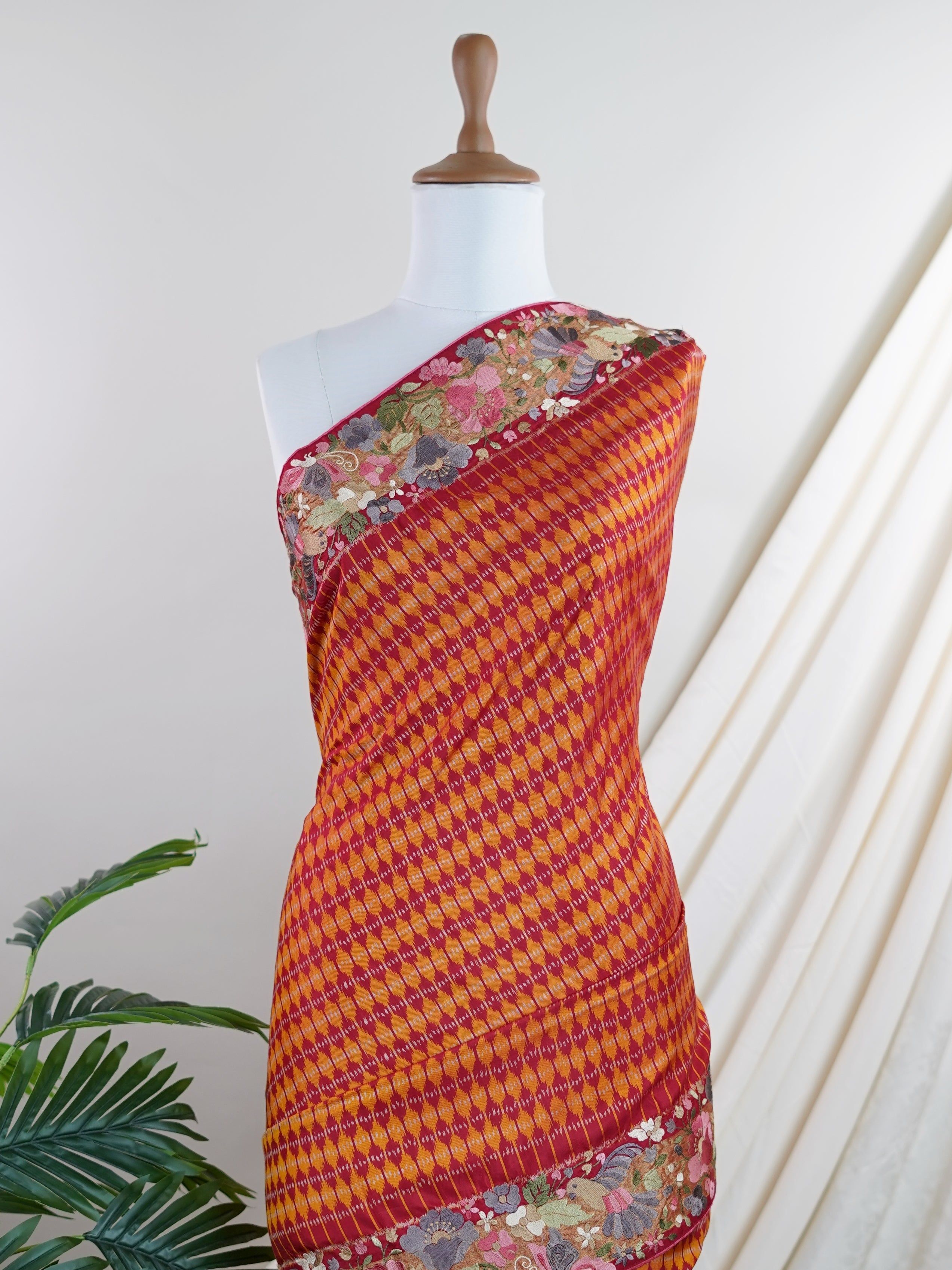 Gadwal Silk 100% Pure Silk - Manoranjitham Weaves - Handloom Store