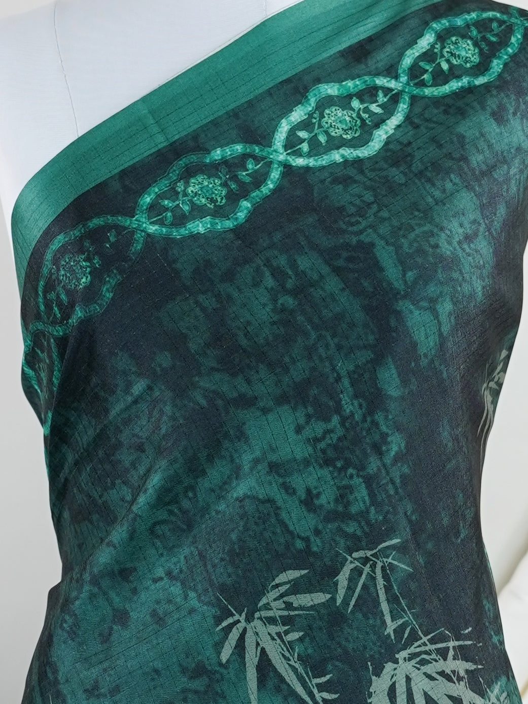 Tussars Green Semi Tussar - Manoranjitham Weaves - Handloom Store